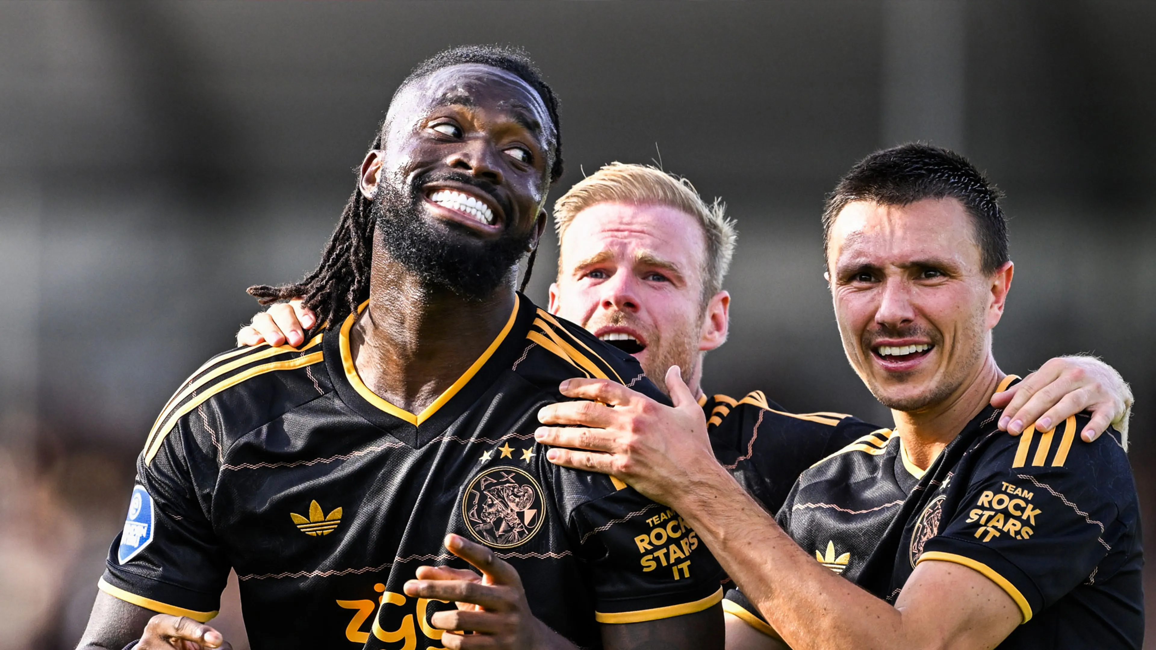 Ajax boekt ruime zege op Telstar