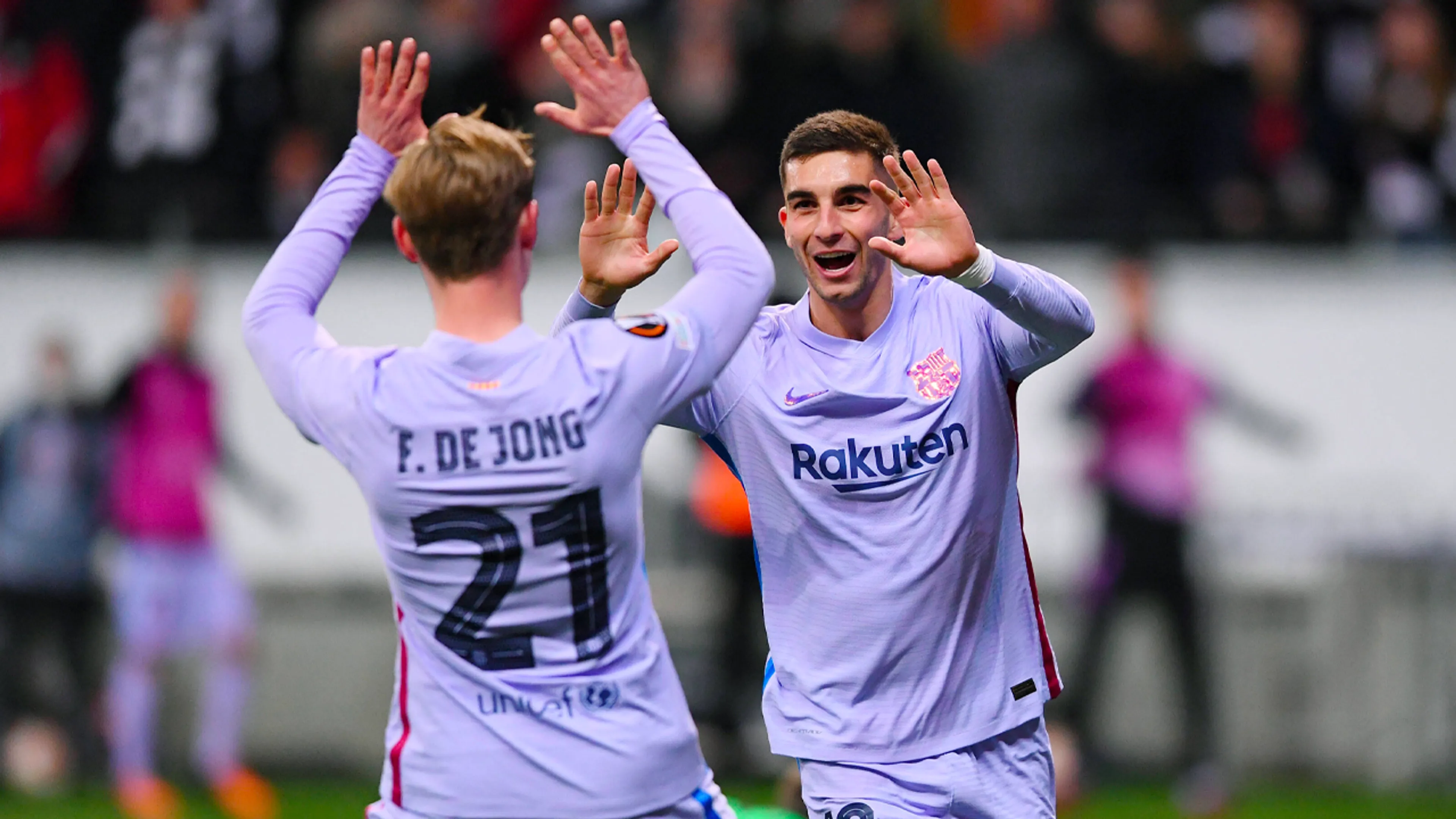 SAMENVATTING: Eintracht Frankfurt - FC Barcelona (Kwartfinale Europa League)