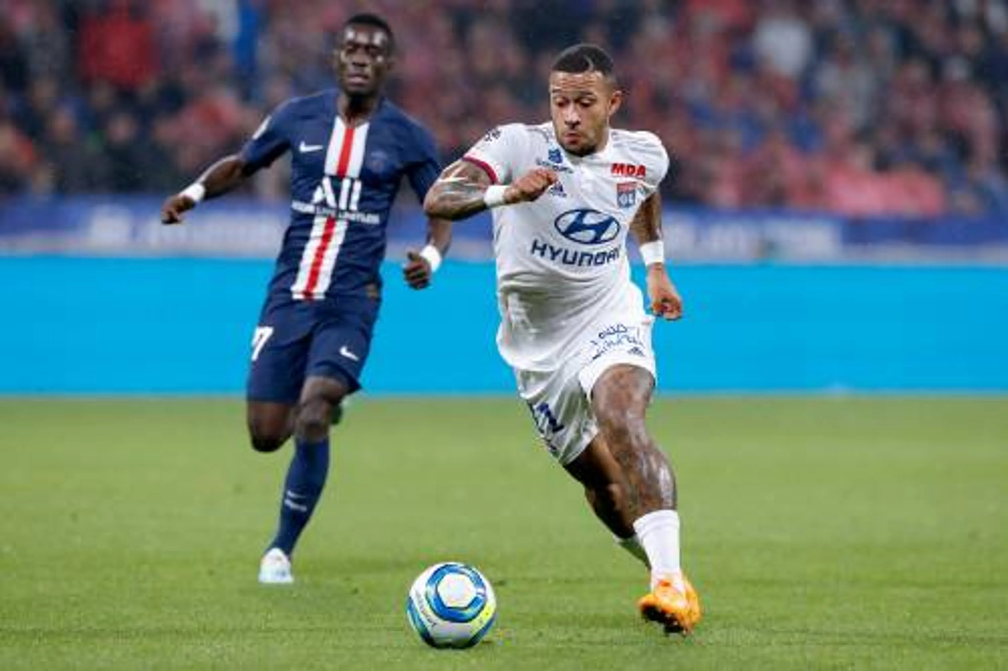 Lyon blijft zoekende en wint weer niet
