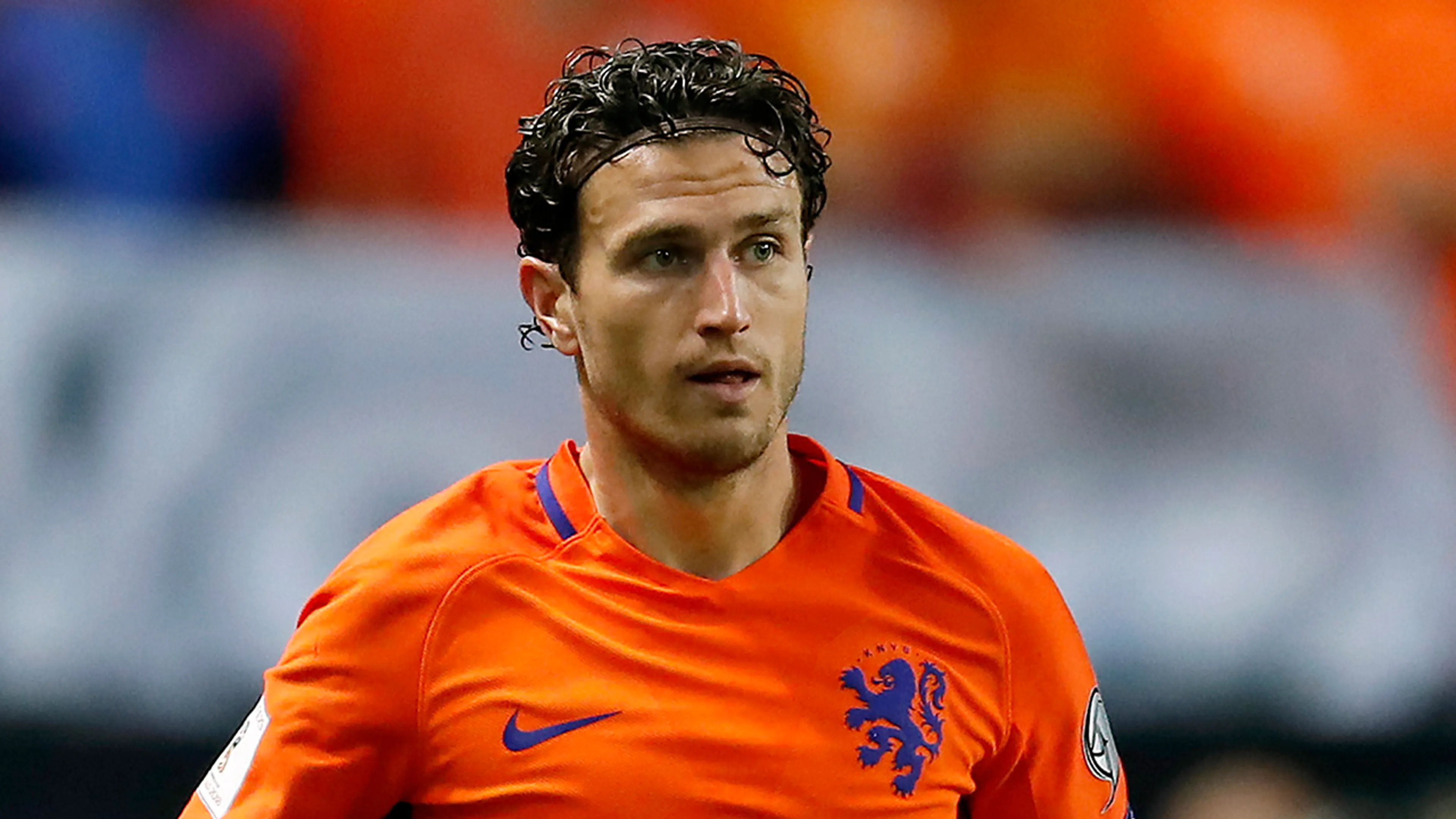 'Liverpool wil Janmaat als kortetermijnoplossing'
