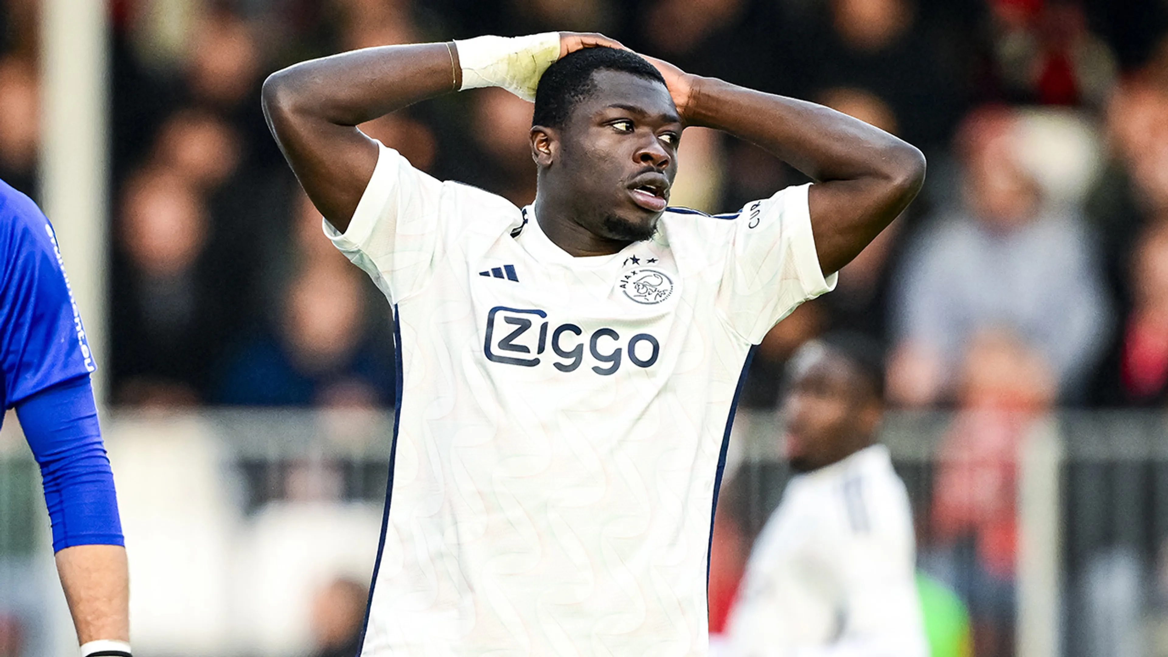 Ajax lijdt in blessuretijd puntenverlies bij Almere City FC