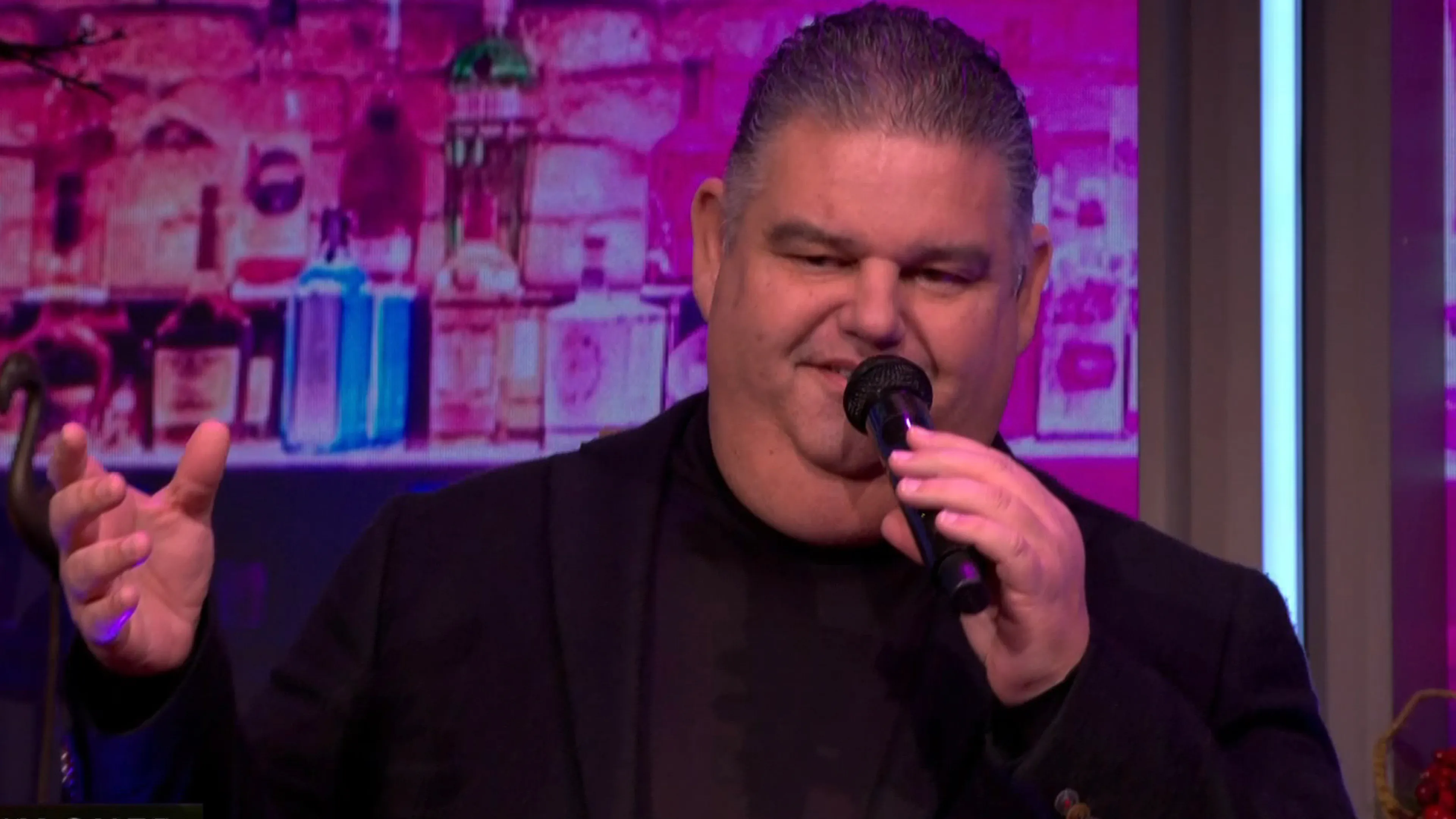 Django Wagner opent De Oranjewinter met zijn klassieker 'Kali'