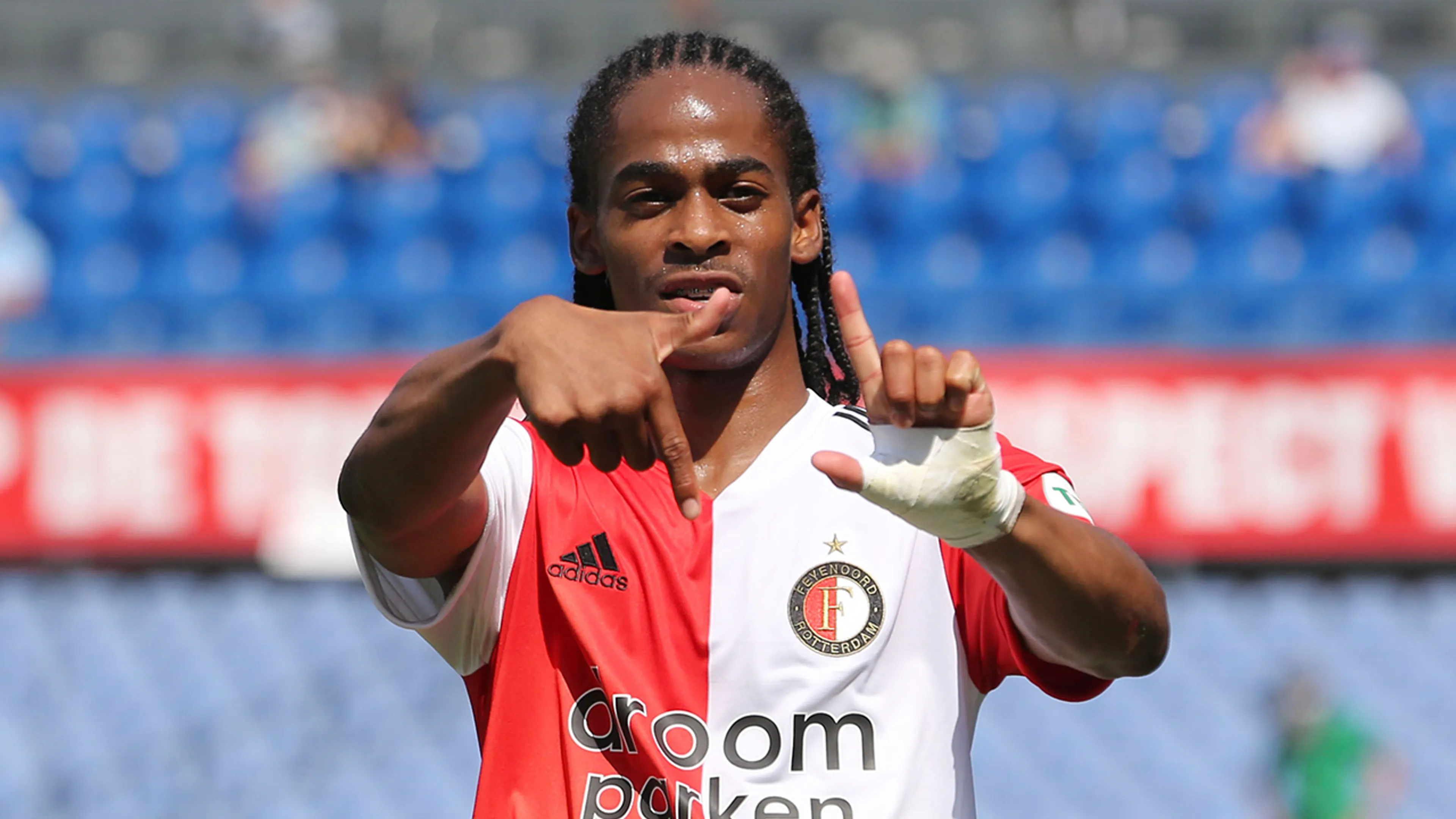 'Feyenoord-talent Summerville heeft transfer naar Premier League te pakken'