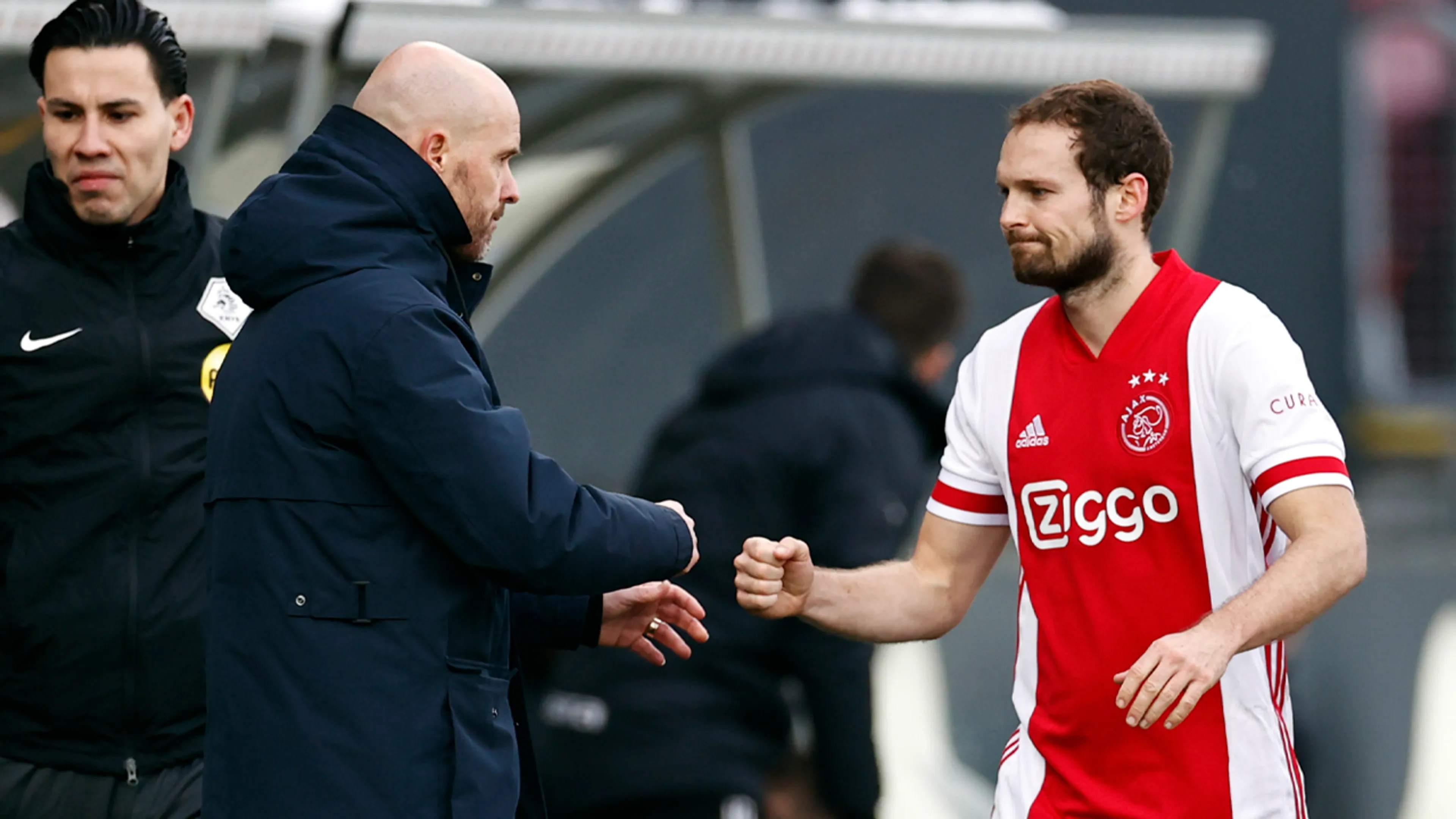 Ajax begint met herstelde Blind aan uitduel met Young Boys