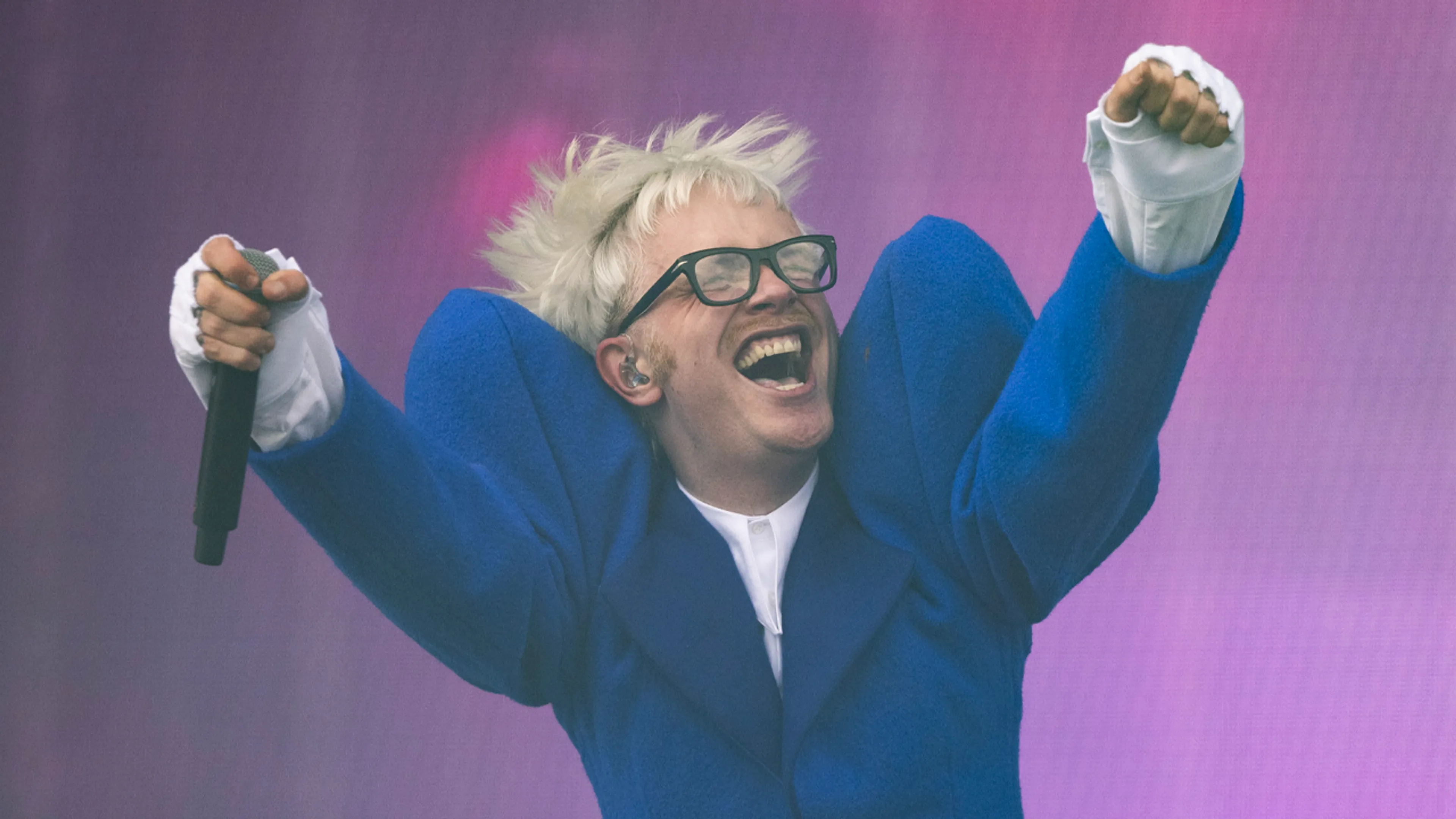 Joost Klein hint weer op songfestivaldeelname in 2025
