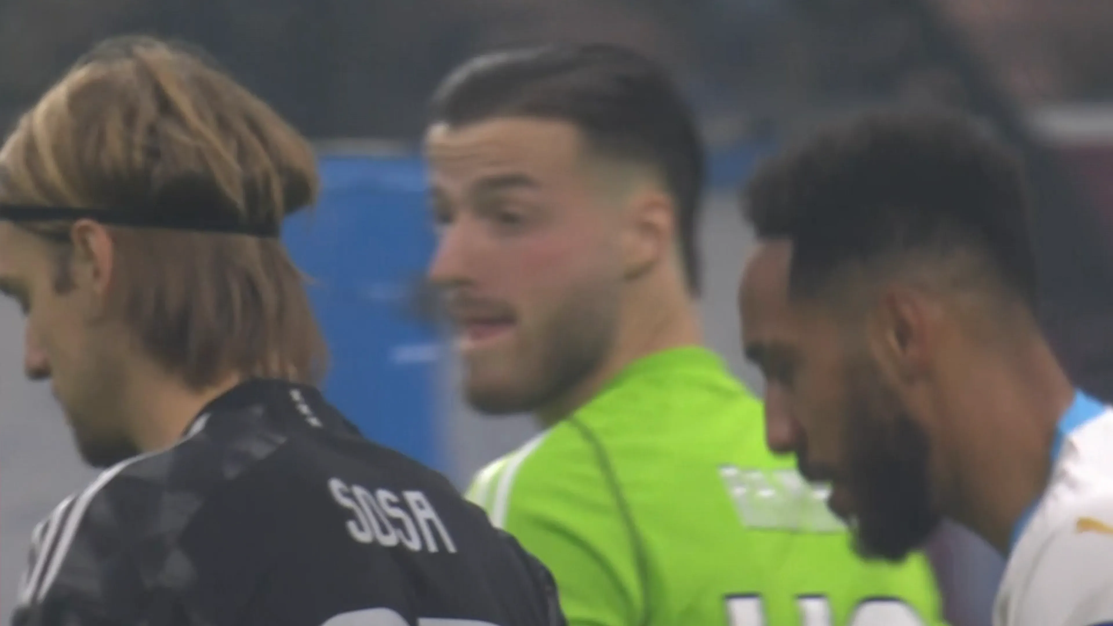 KANS: Aubameyang in eerste minuut dichtbij treffer tegen Ajax