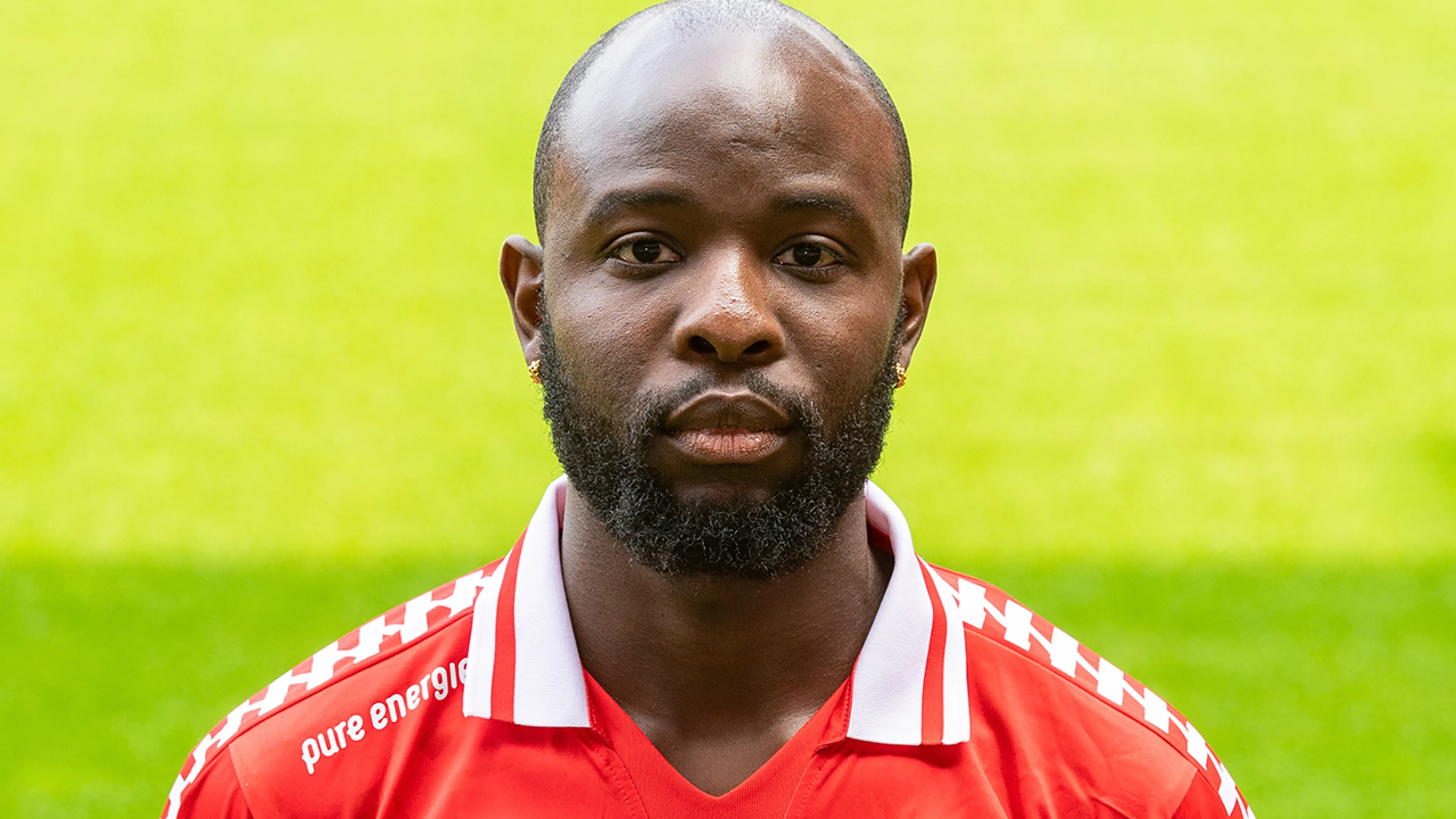 'FC Twente neemt maatregelen tegen Lukoki na veroordeling wegens huiselijk geweld'