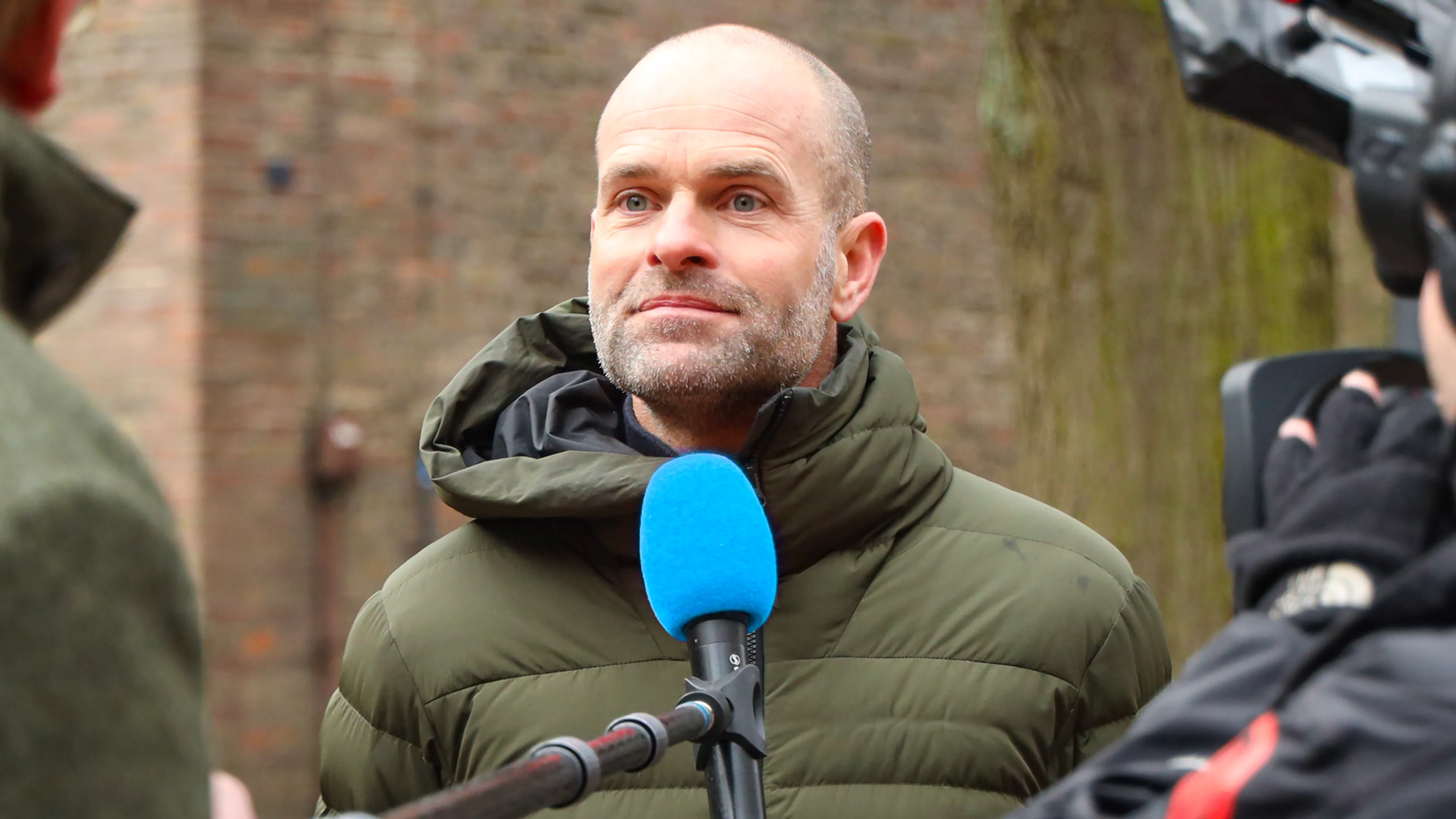 Erben Wennemars reageert op zijn overstap van RTL Tonight naar Vandaag Inside: 'Eindelijk!'