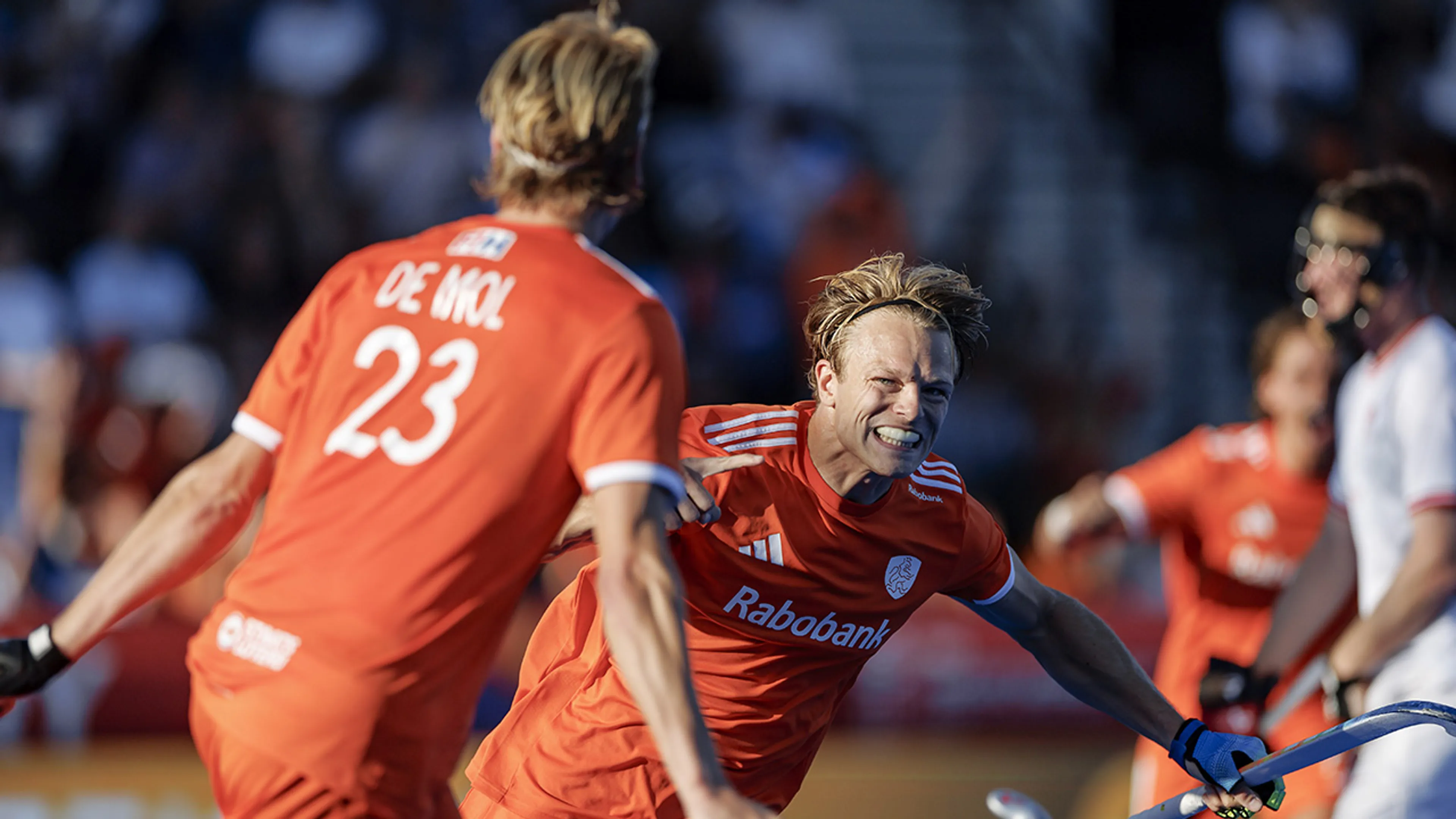 Nederlandse hockeyers naar halve finale WK na remise tegen Engeland