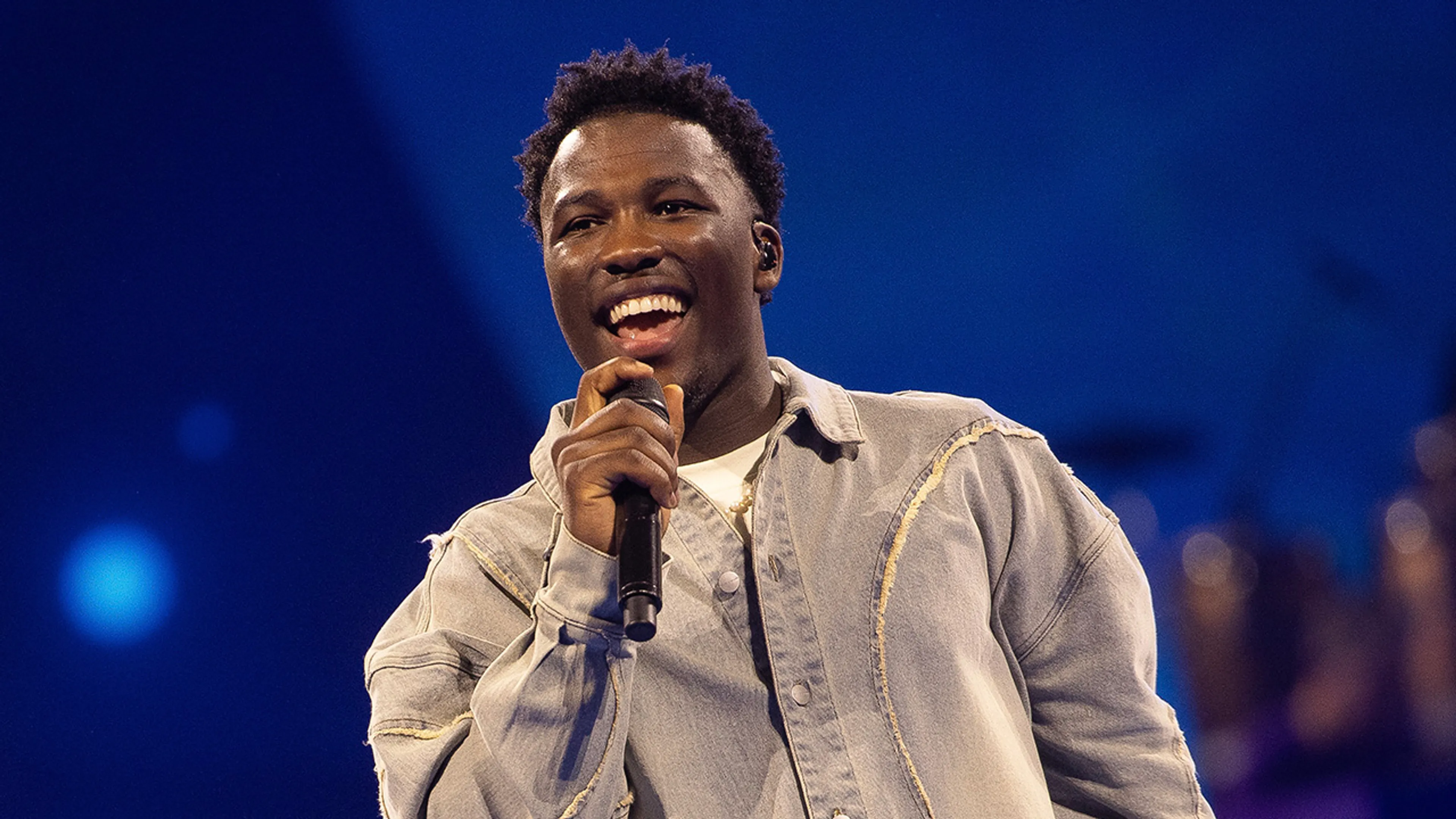 Claude gaat Nederland vertegenwoordigen op Eurovisie Songfestival in Zwitserland