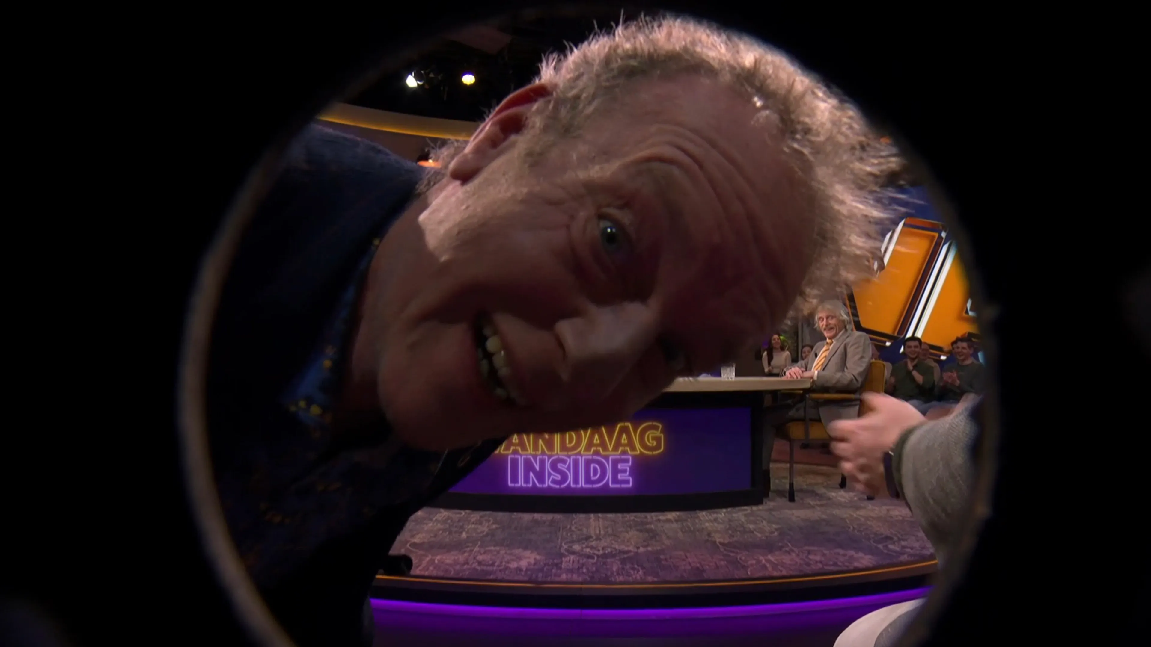 Koert Westerman neemt aanloop en doet de Koekoek bij Vandaag Inside: 'Mijn leven is af!'