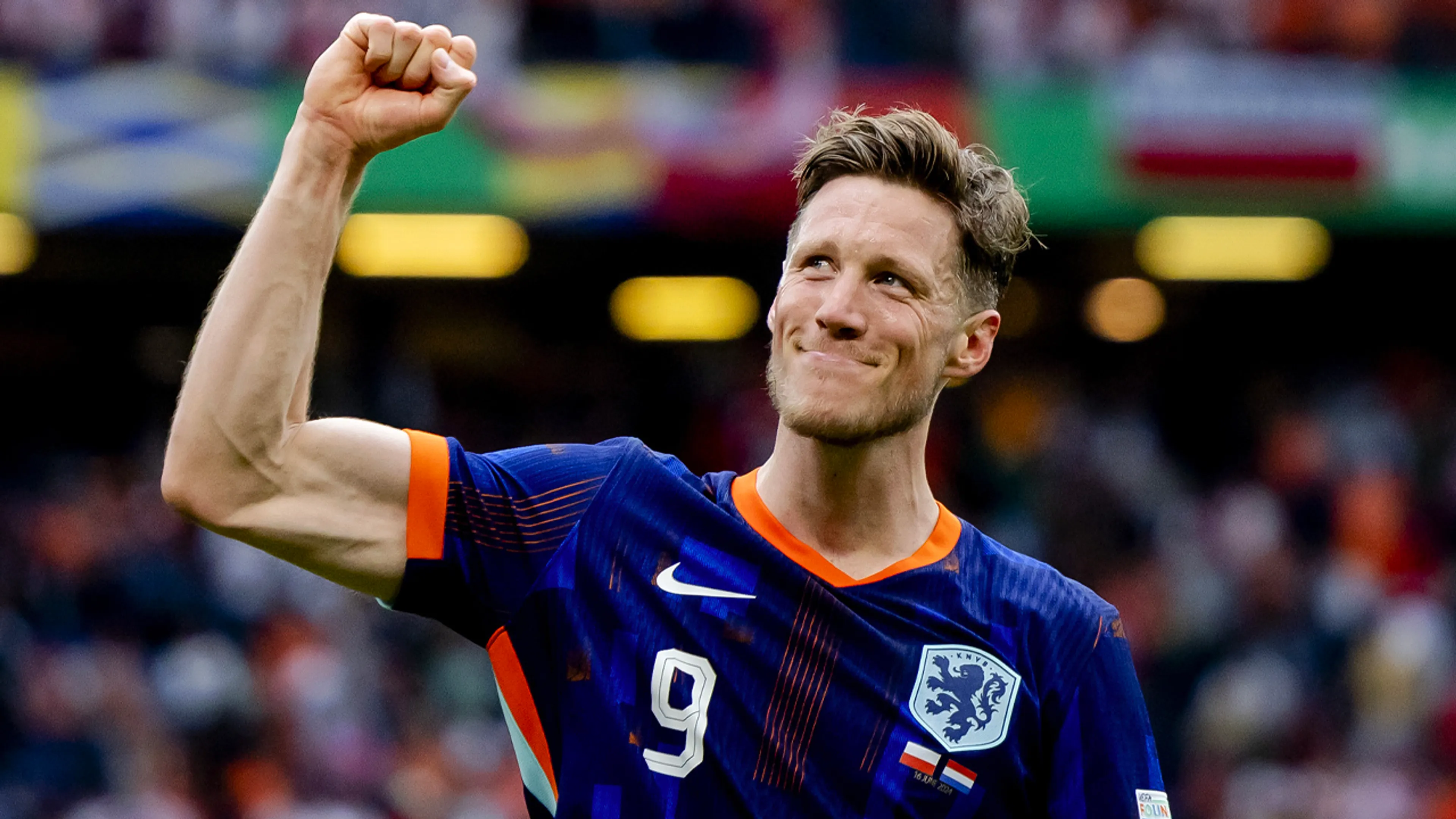 'Als je Weghorst opstelt heb je daar meer profijt van dan Memphis!'