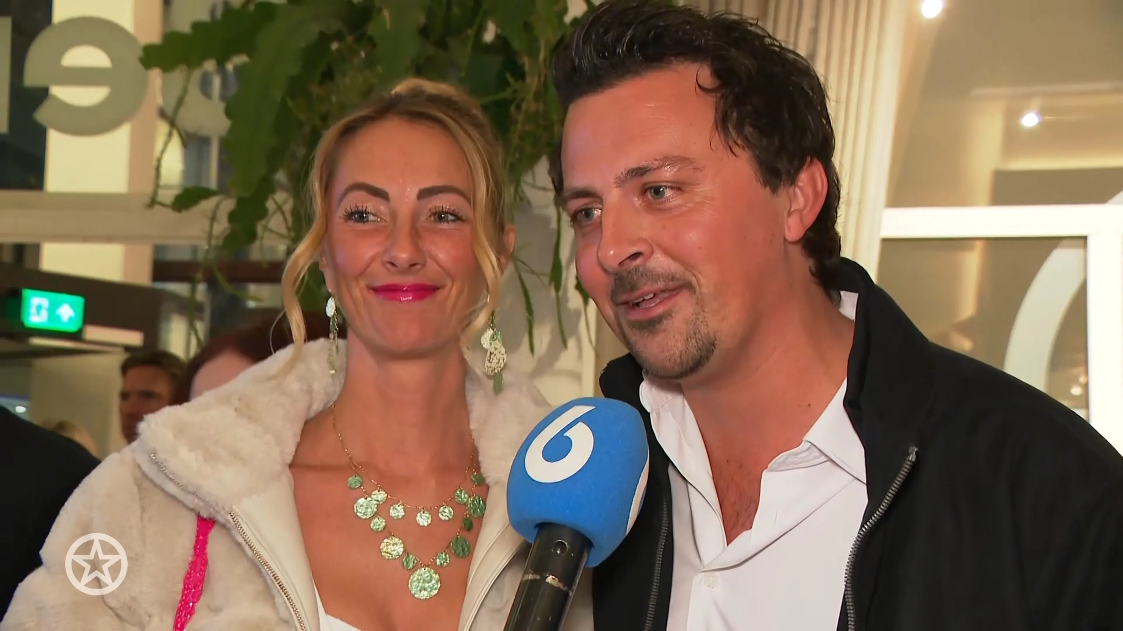 Mike Hansler voor het eerst samen op de rode loper met nieuwe vriendin Veerle