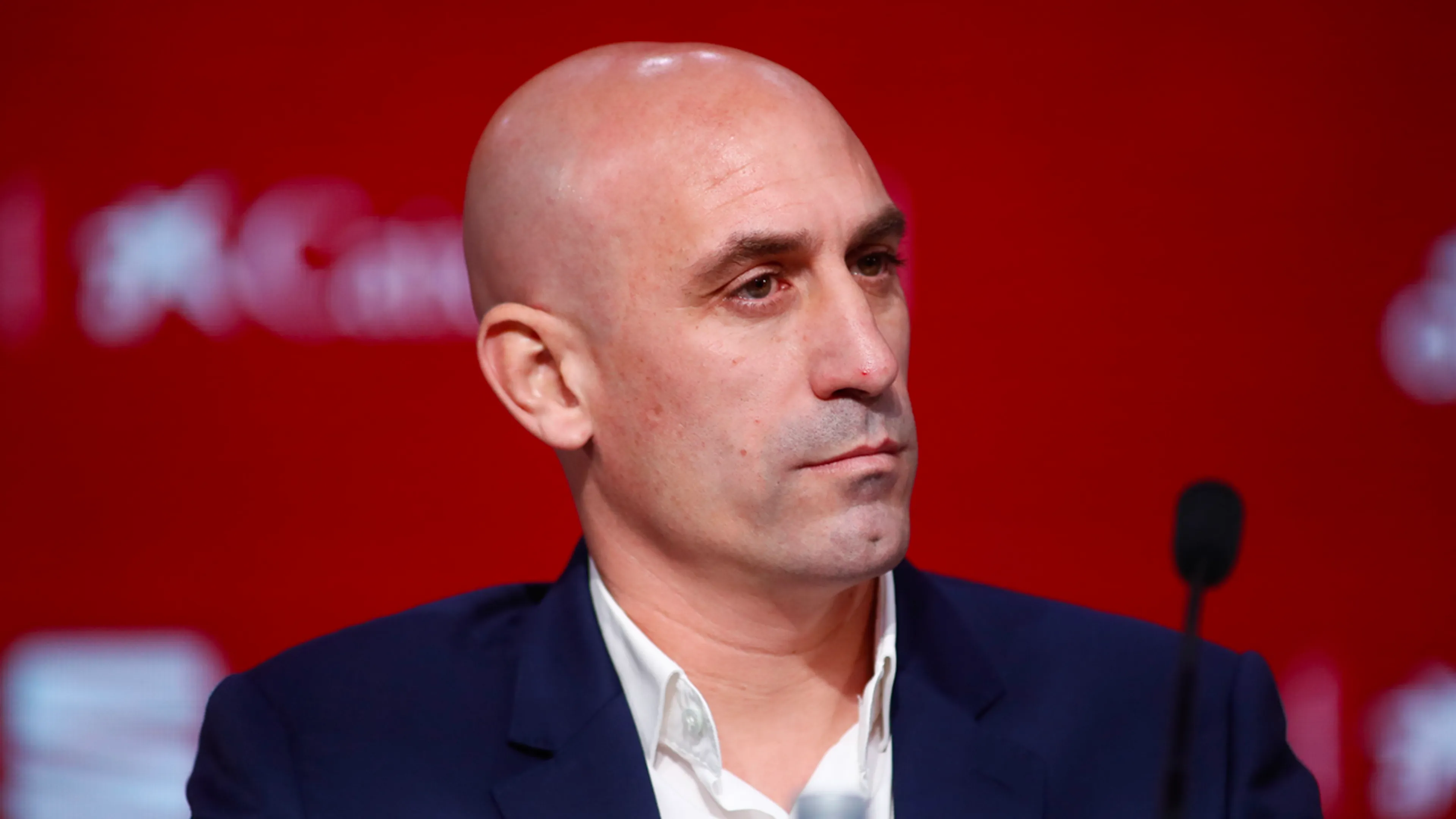 OM wil Rubiales vervolgen; celstraf dreigt voor Spaanse bondsvoorzitter