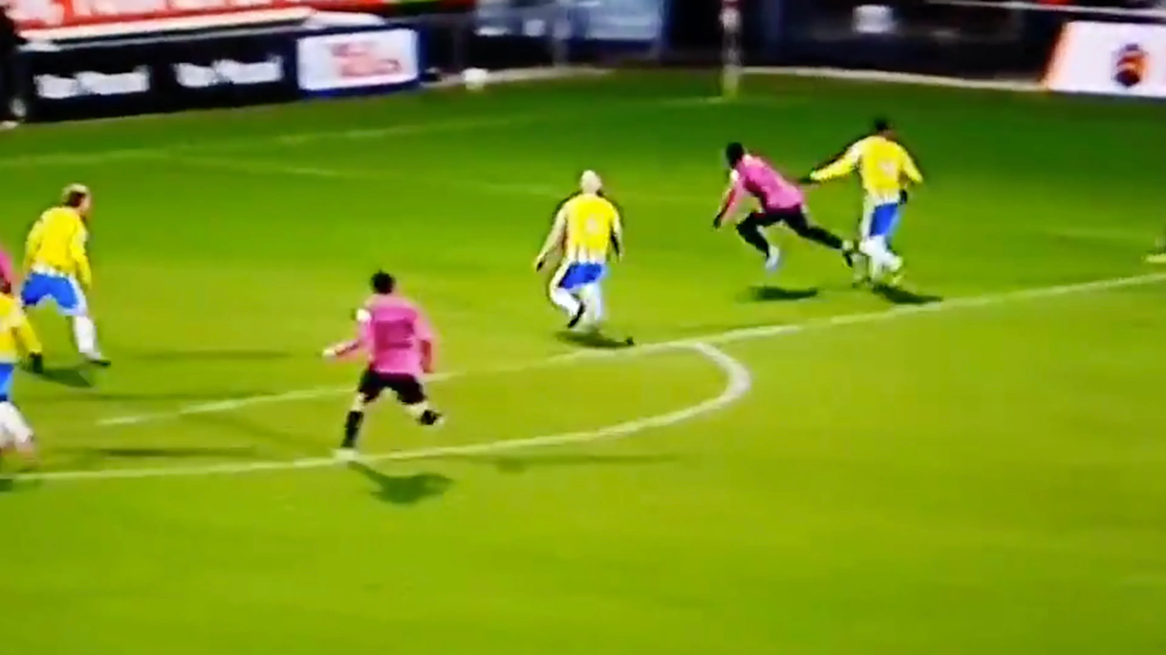 VIDEO: RKC woest op VAR: 'Echt schandalig is dit!'