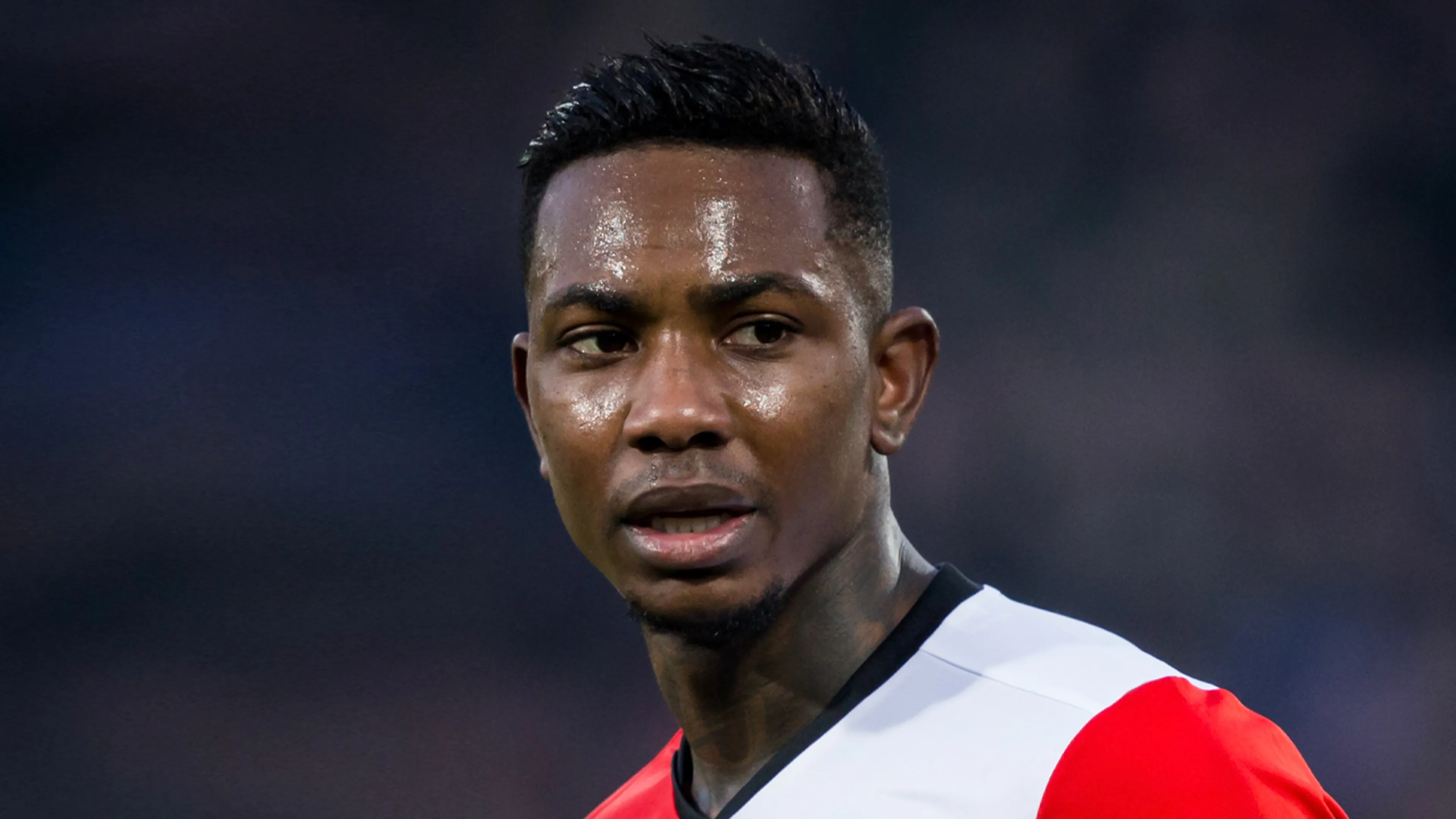 Eljero Elia hint op terugkeer naar Feyenoord