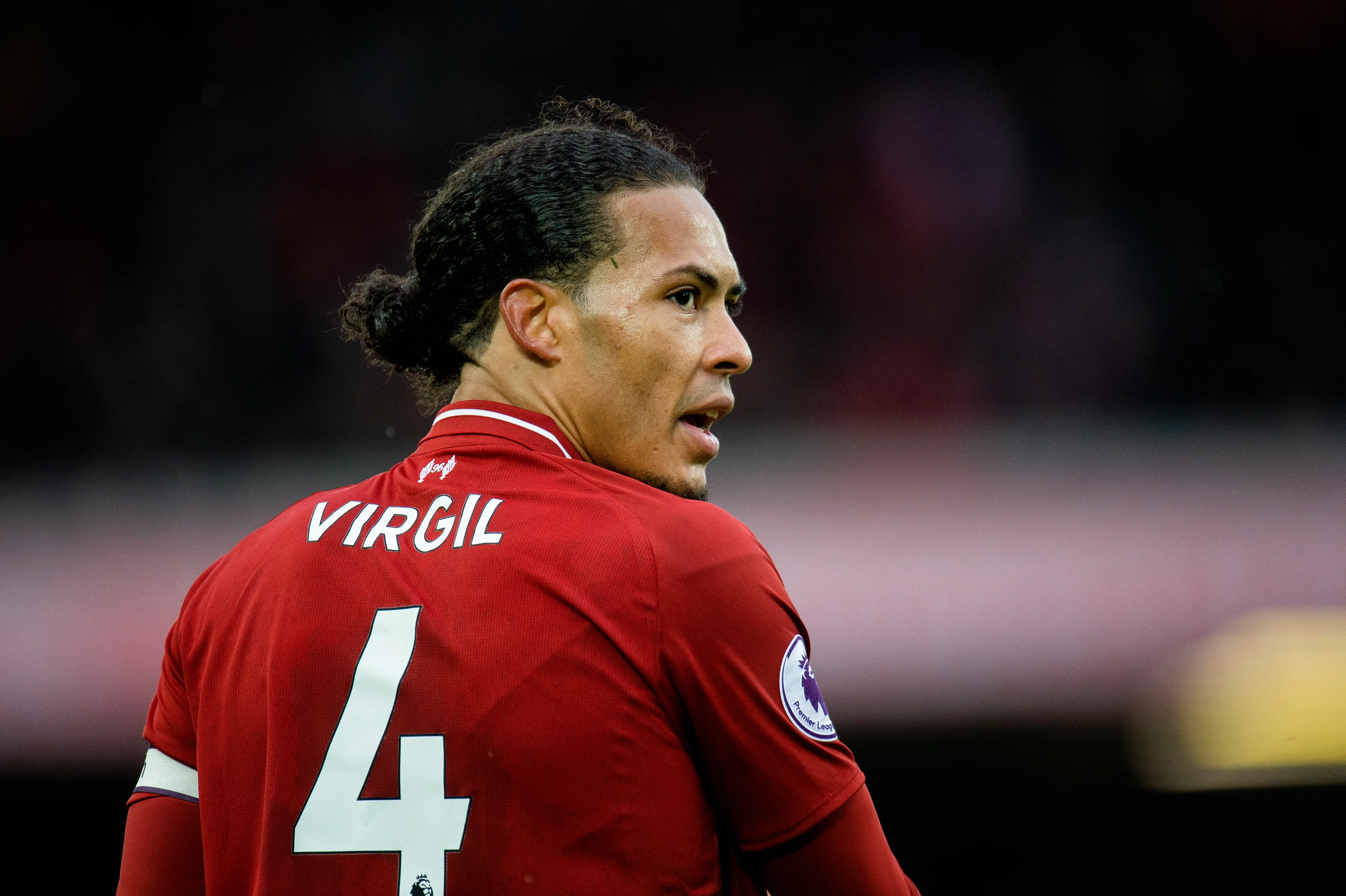 Van Dijk pronkt op nieuwe cover FIFA 20