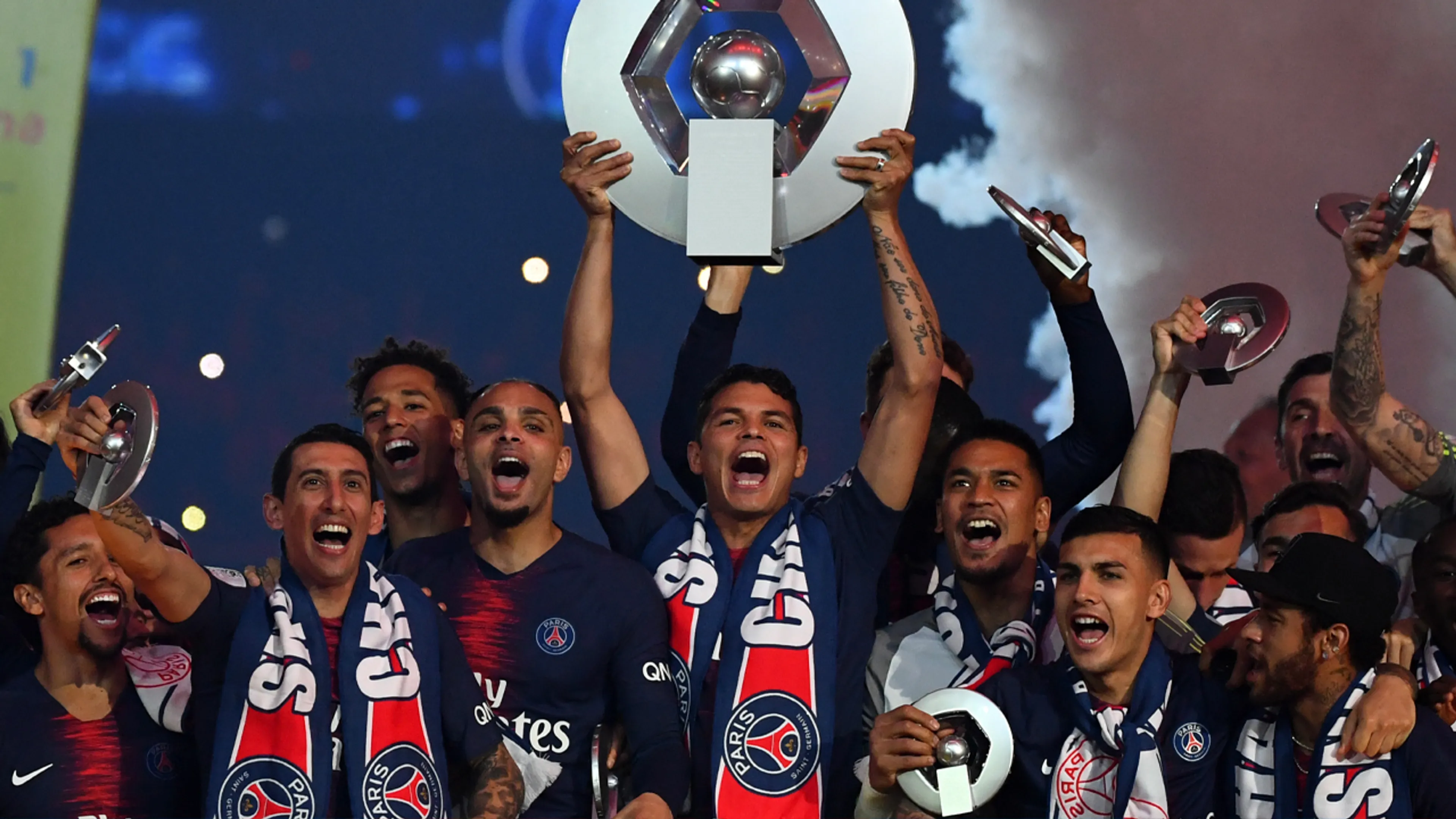 'Franse voetbalbond roept PSG uit tot kampioen'