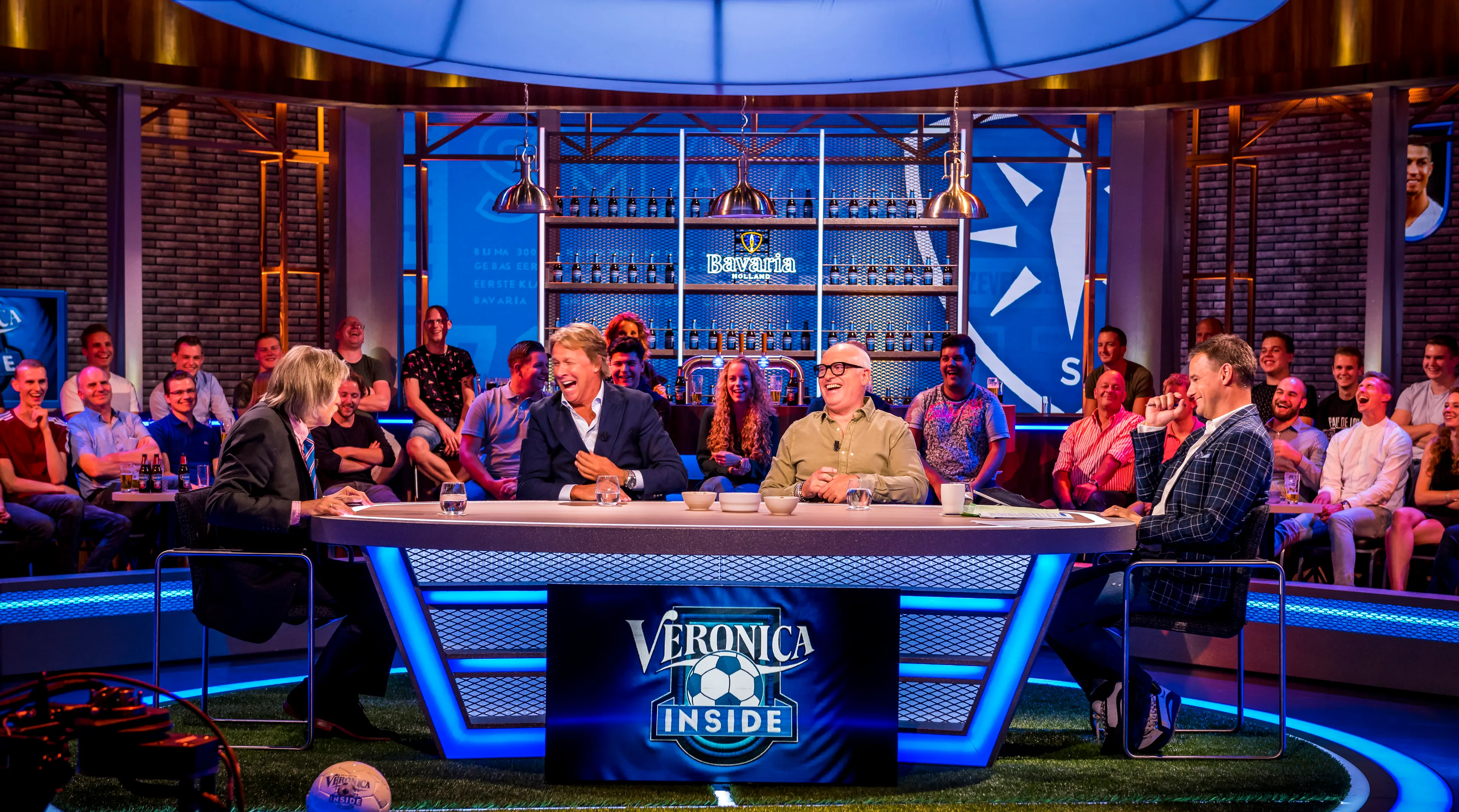 Kerstavond om 20.30 uur: Veronica Inside met Hansie!