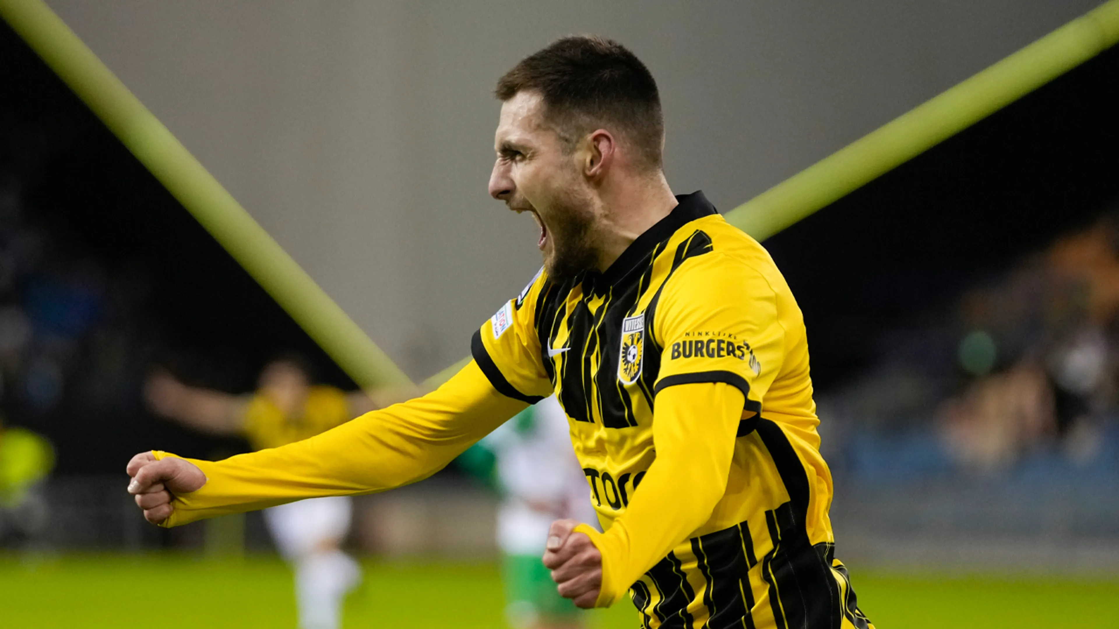 Ook Vitesse naar laatste zestien Conference League