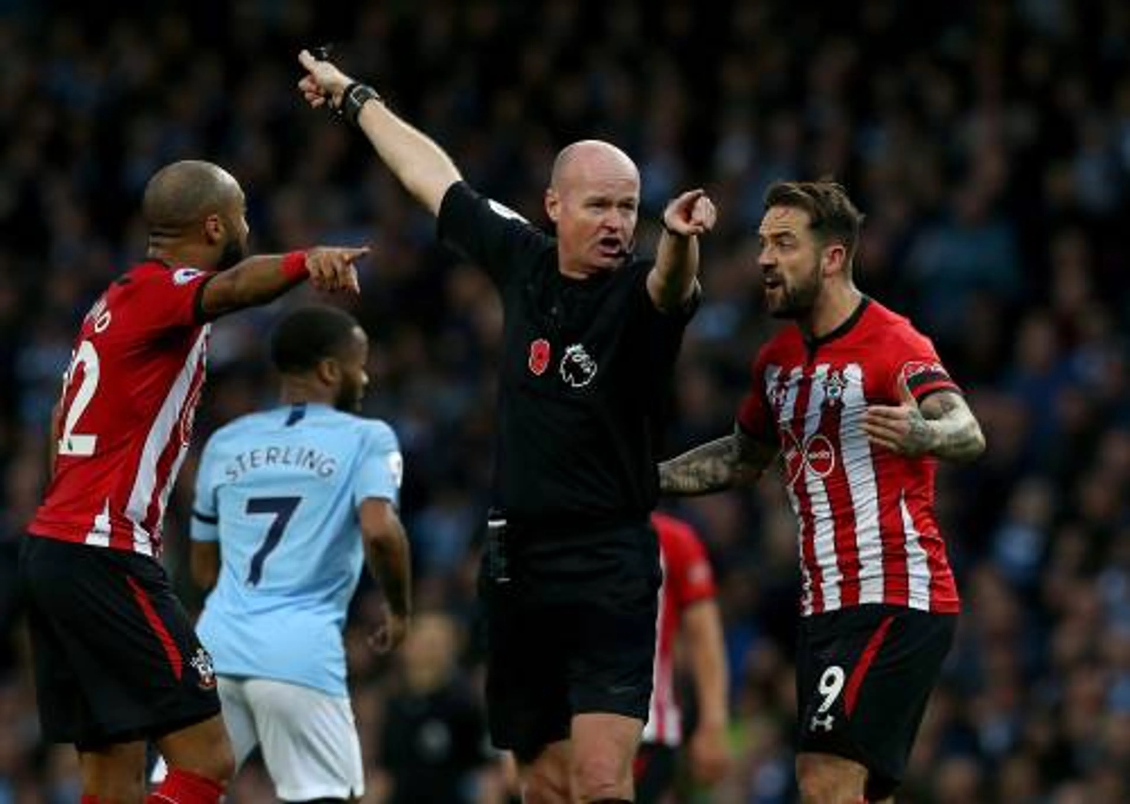 Manchester City alleen aan kop in Engeland