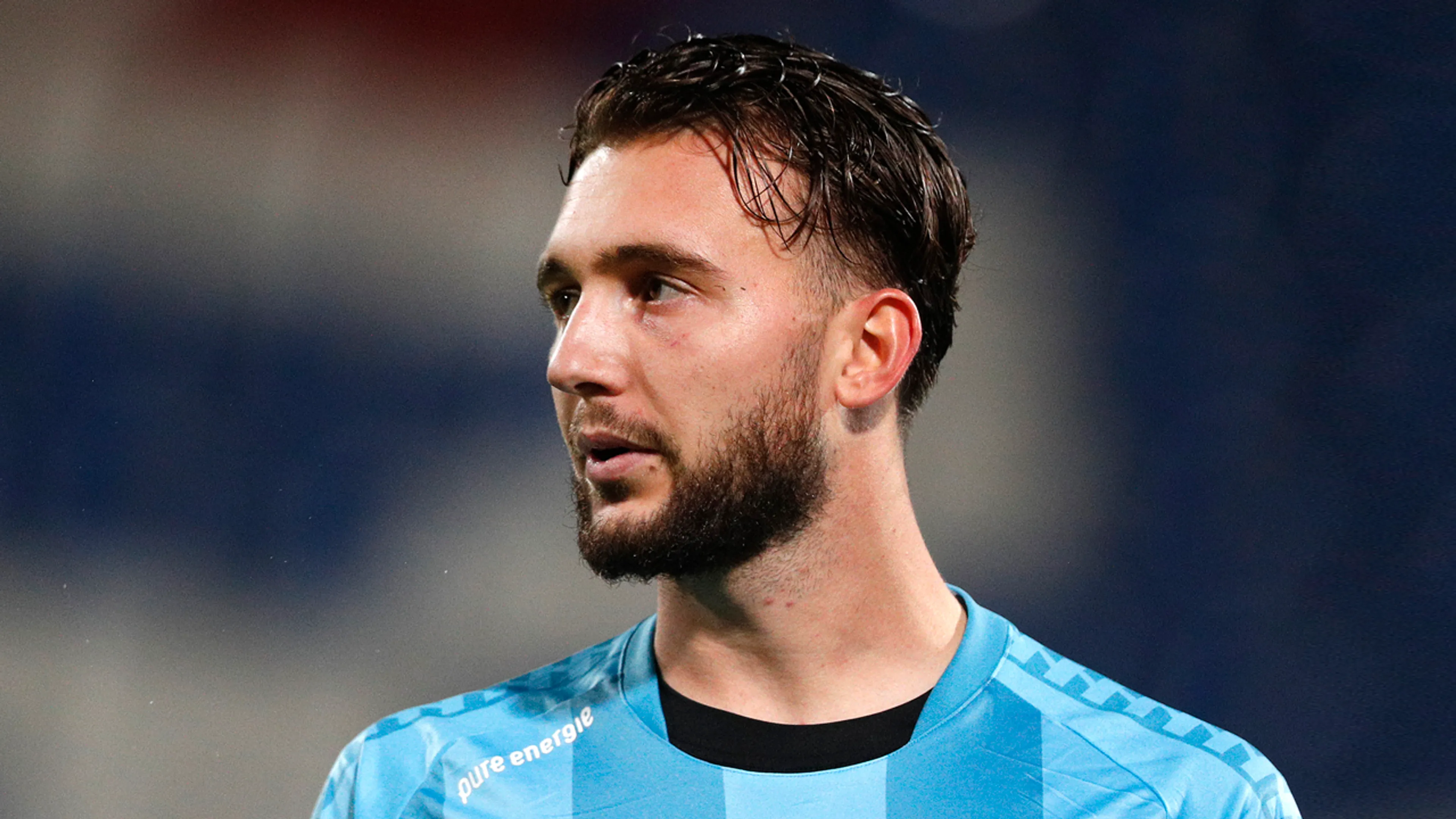 'PSV schrikt van hoge vraagprijs van Twente voor Drommel, akkoord ver uit zicht'