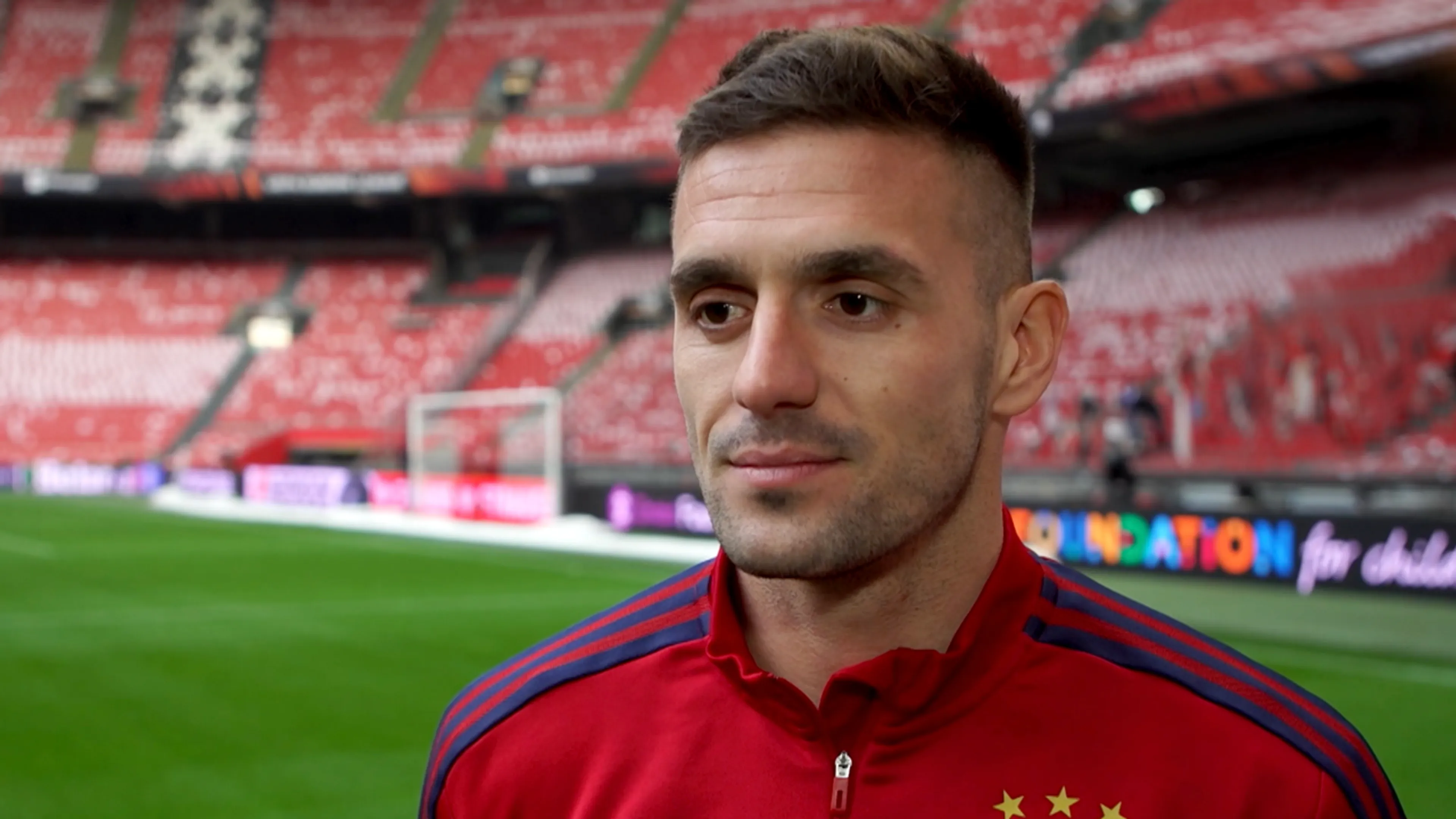Tadic lovend: 'John Heitinga doet het geweldig'