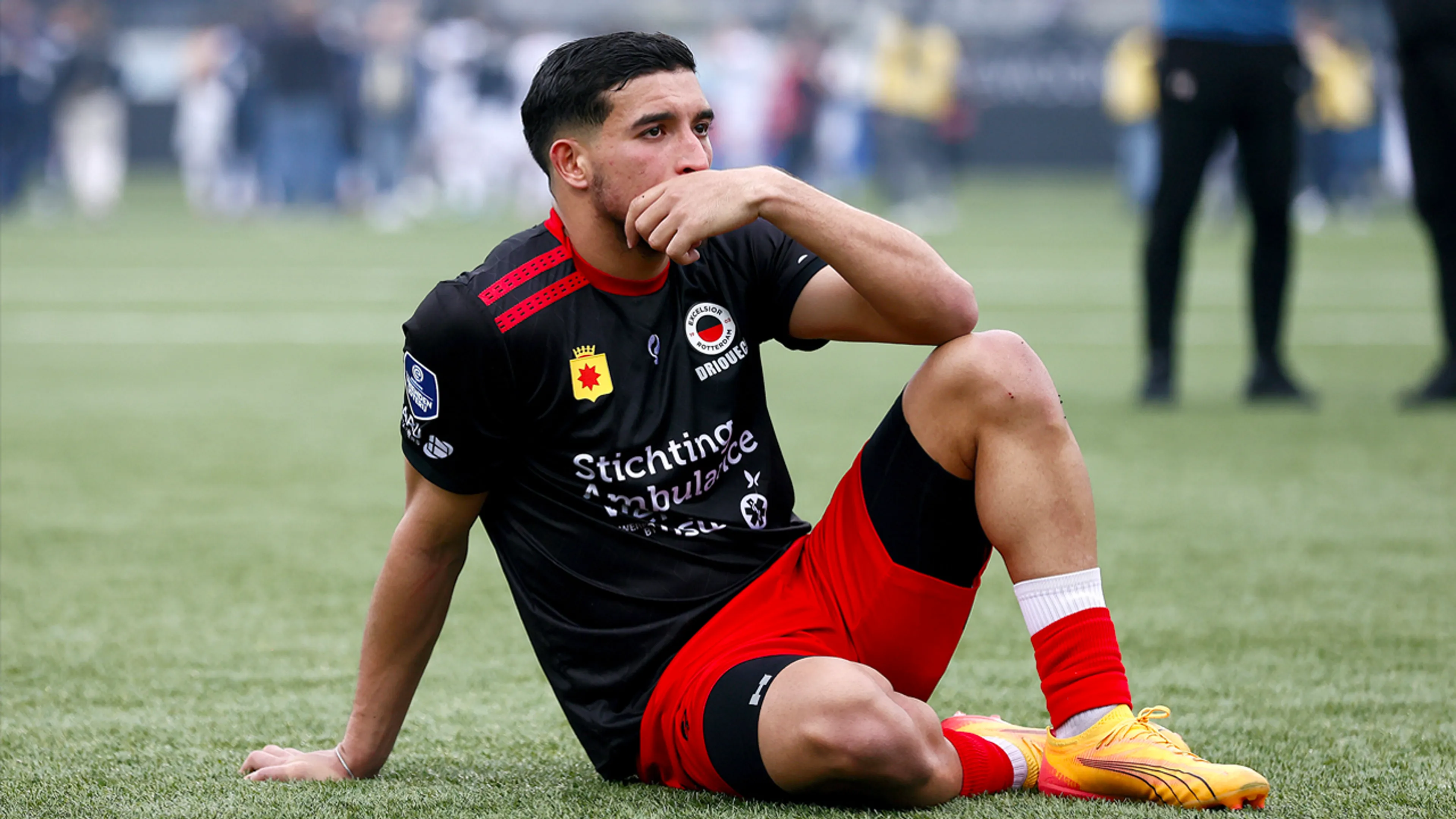 Kunstgras in de Eredivisie verleden tijd door degradatie Excelsior
