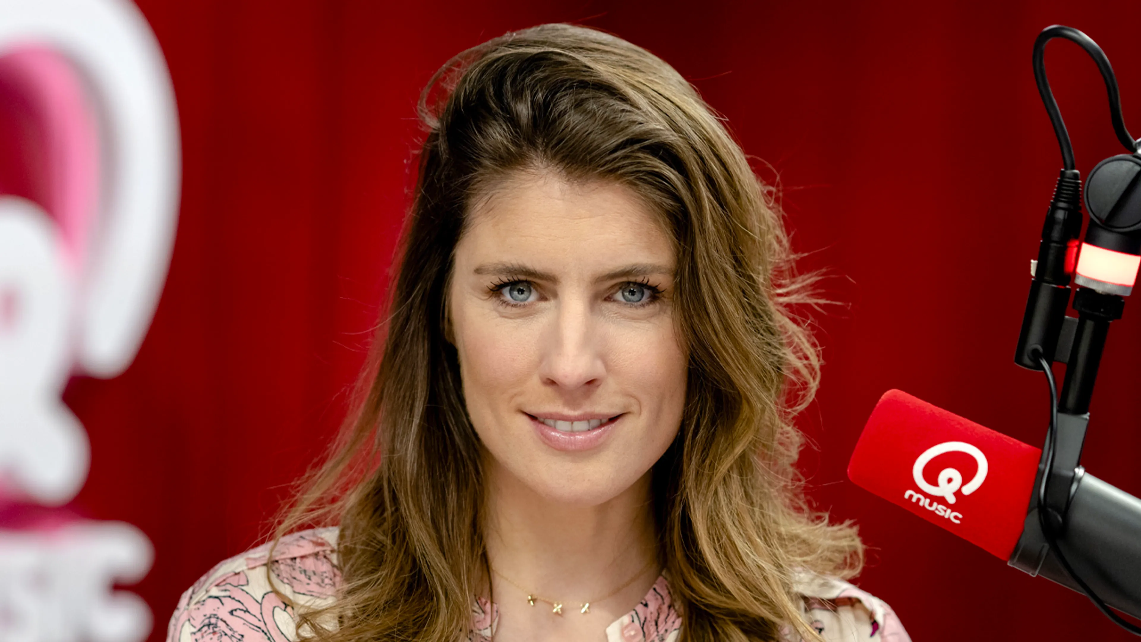 Marieke Elsinga valt in slaap achter stuur, botst op lantaarnpaal