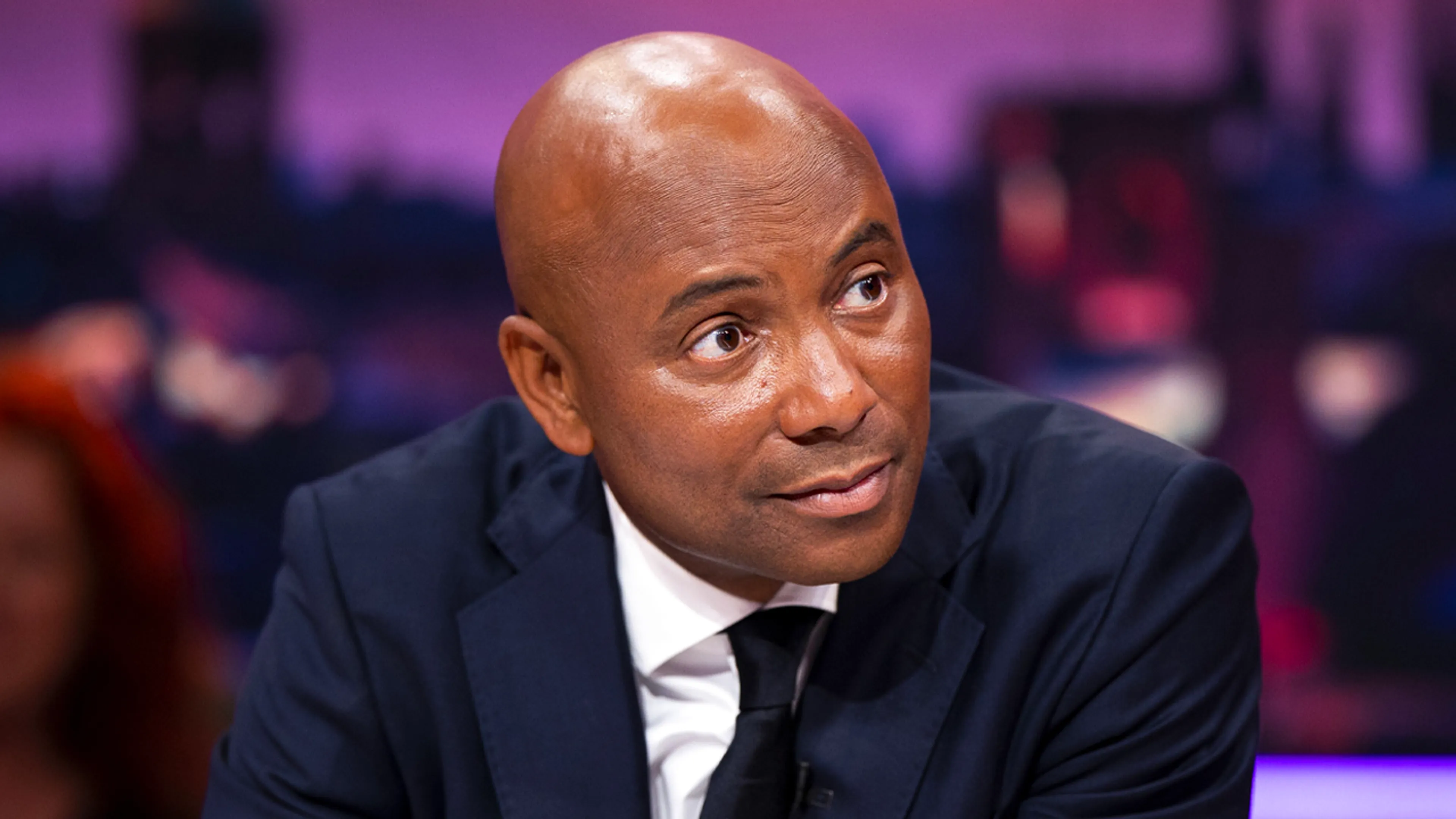 Humberto Tan over kwetsende spreekkoren bij Kozakken Boys: 'Vermoeden dat verkiezingen rol spelen'