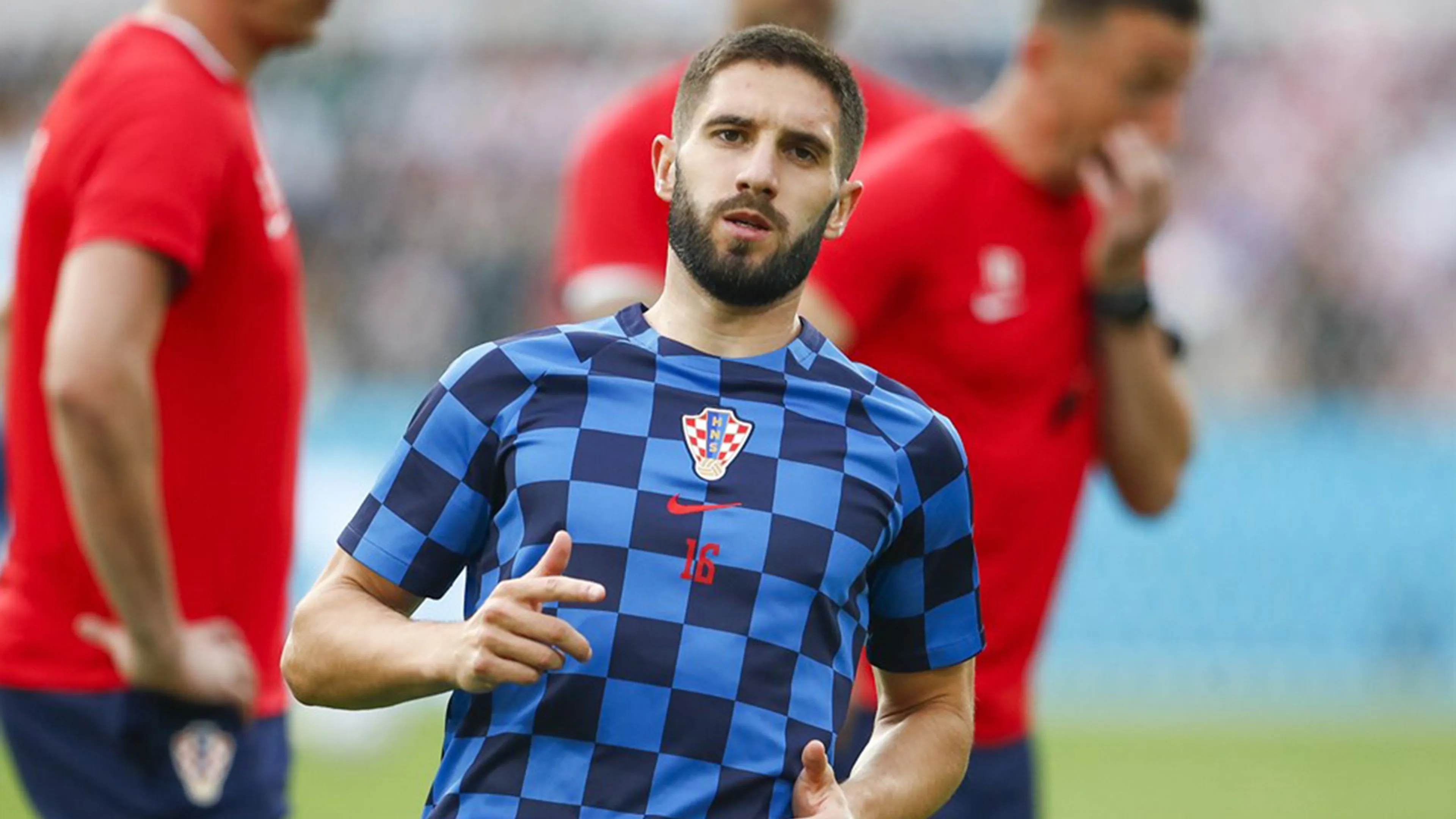 Feyenoord verwelkomt Kroatische aanwinst Luka Ivanušec