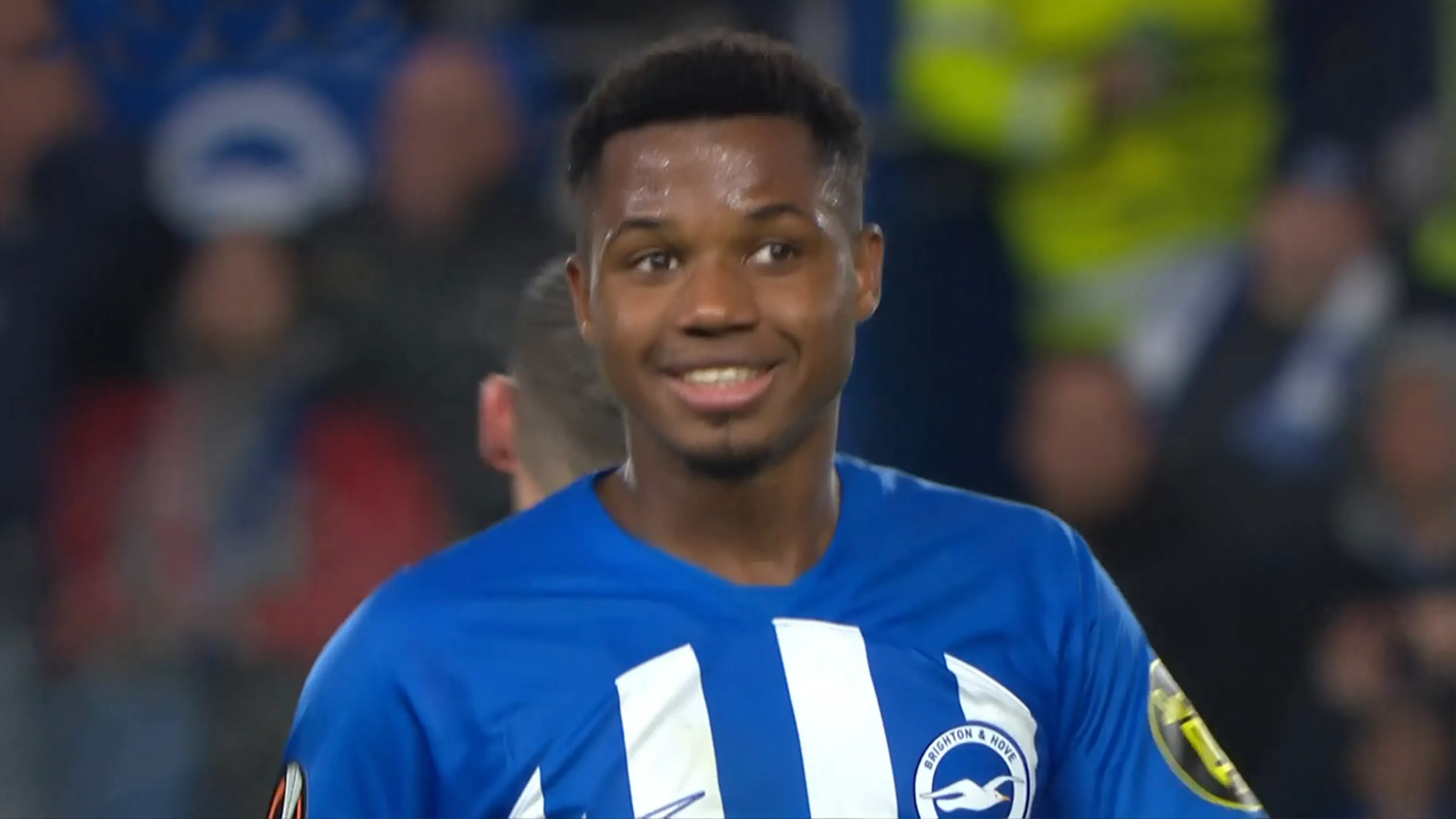 VIDEOGOAL: Brighton & Hove Albion - Ajax 2-0 (Fati)