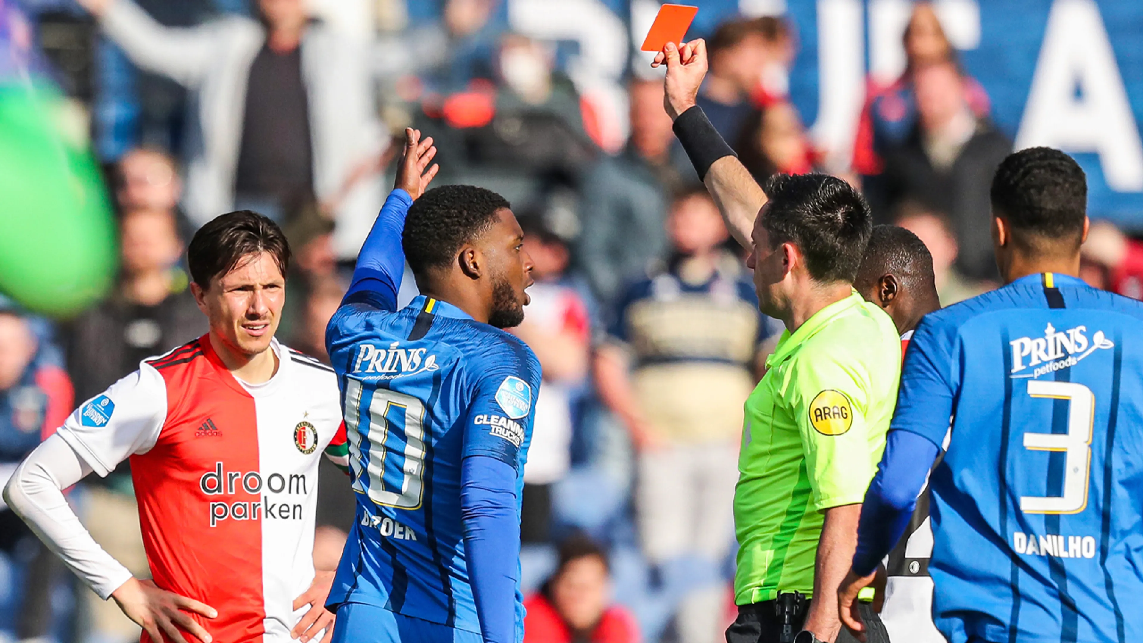 Feyenoord kan niet winnen van Vitesse en verliest Berghuis