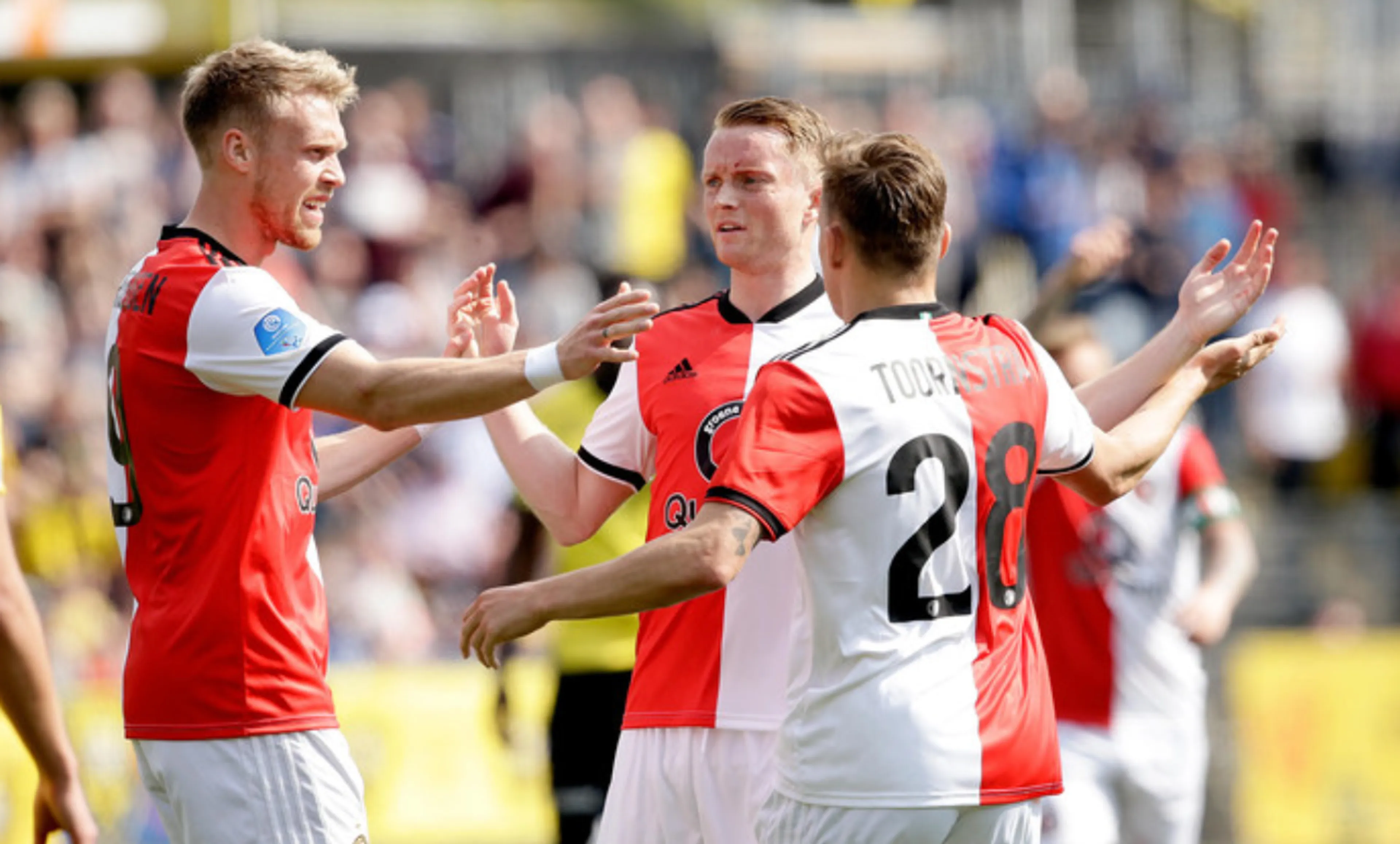 Feyenoord wint van VVV en herovert derde plek
