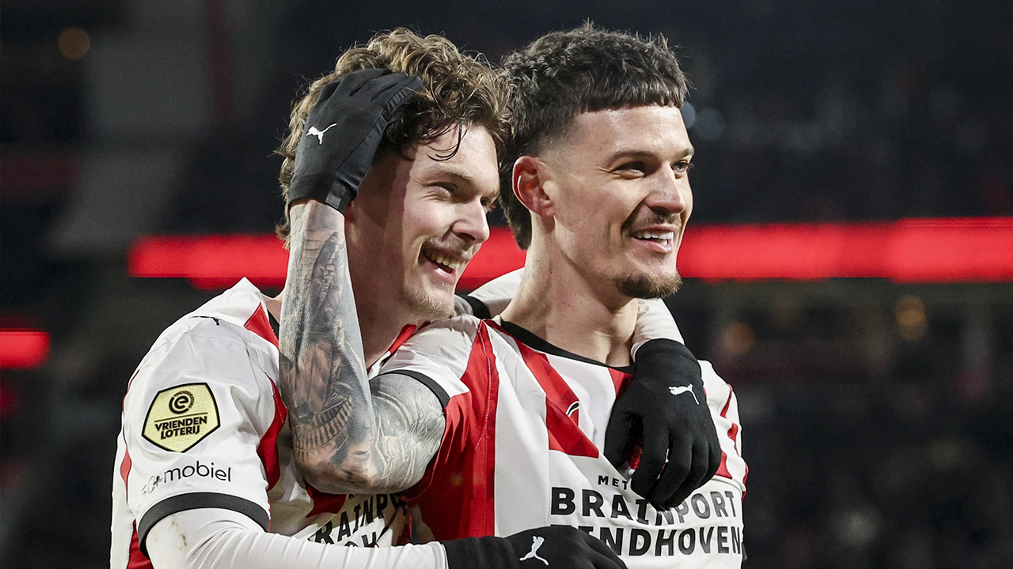 PSV vergroot voorsprong op Feyenoord tot 14 punten na ruime zege