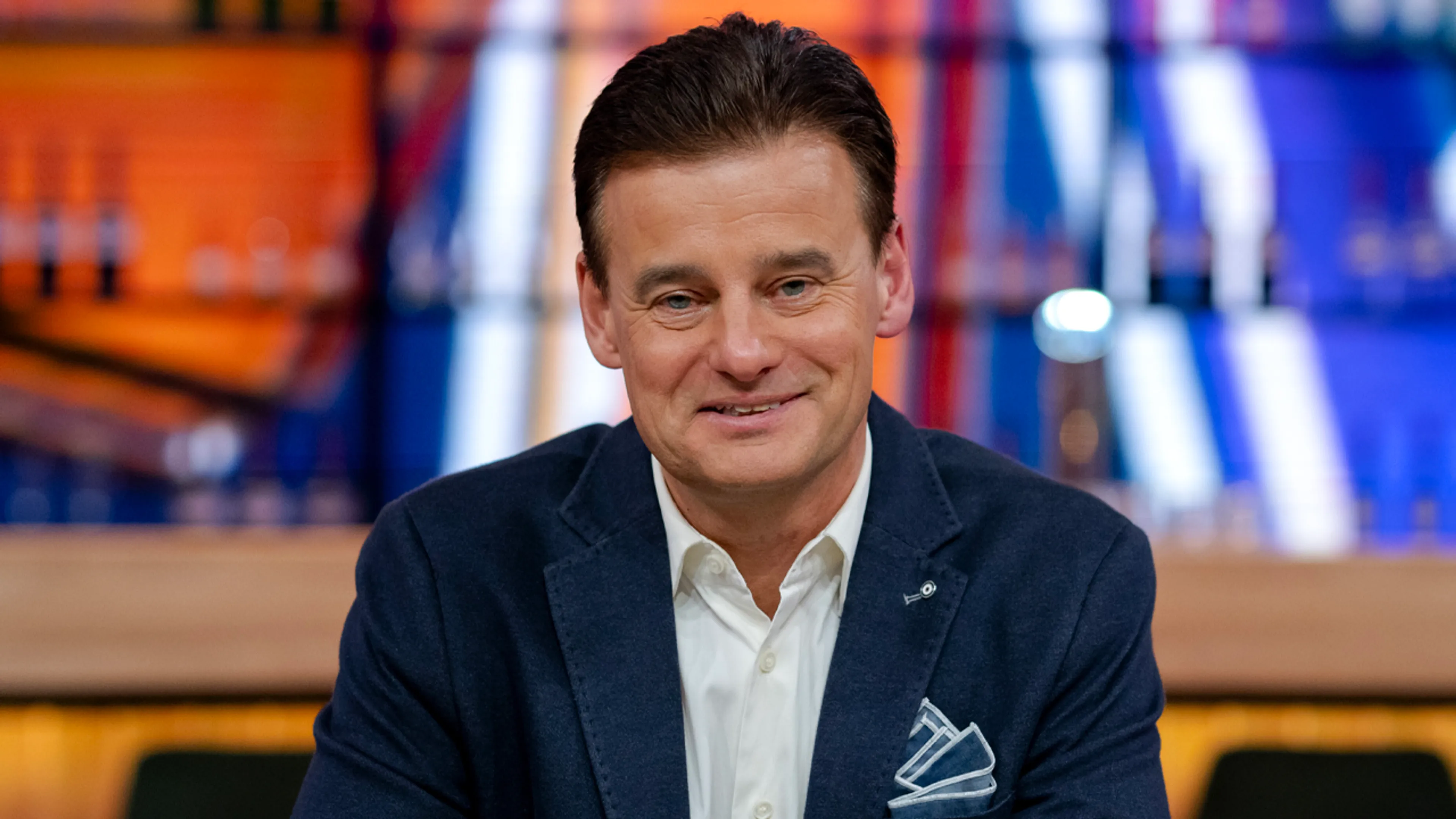 Wilfred Genee presenteert middagshow op 3FM: 'Zijn hart bloedt voor radio'