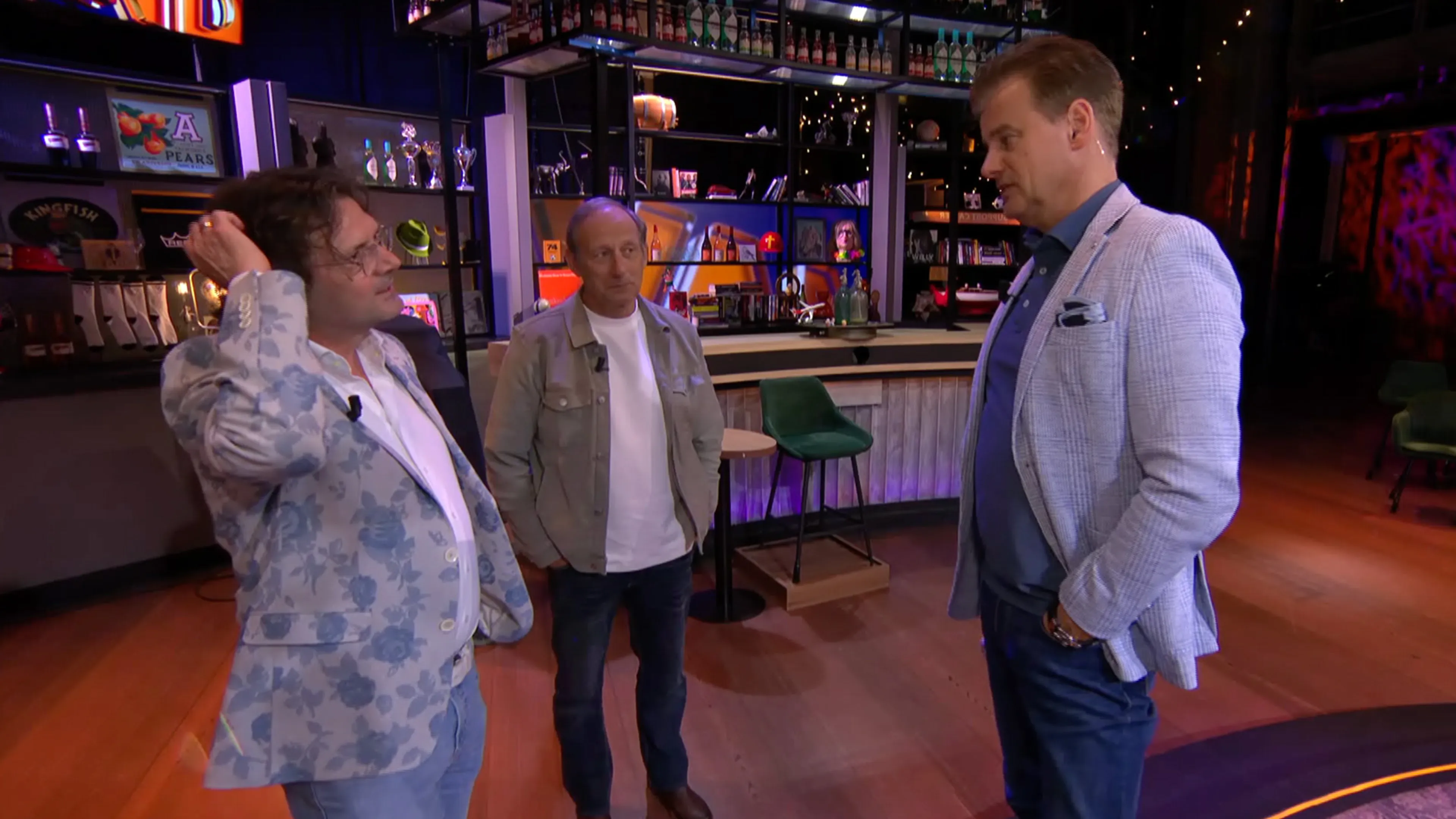 Wilfred Genee krijgt géén antwoord van Job Knoester: 'Je gaat het gewoon uit de weg nu!'