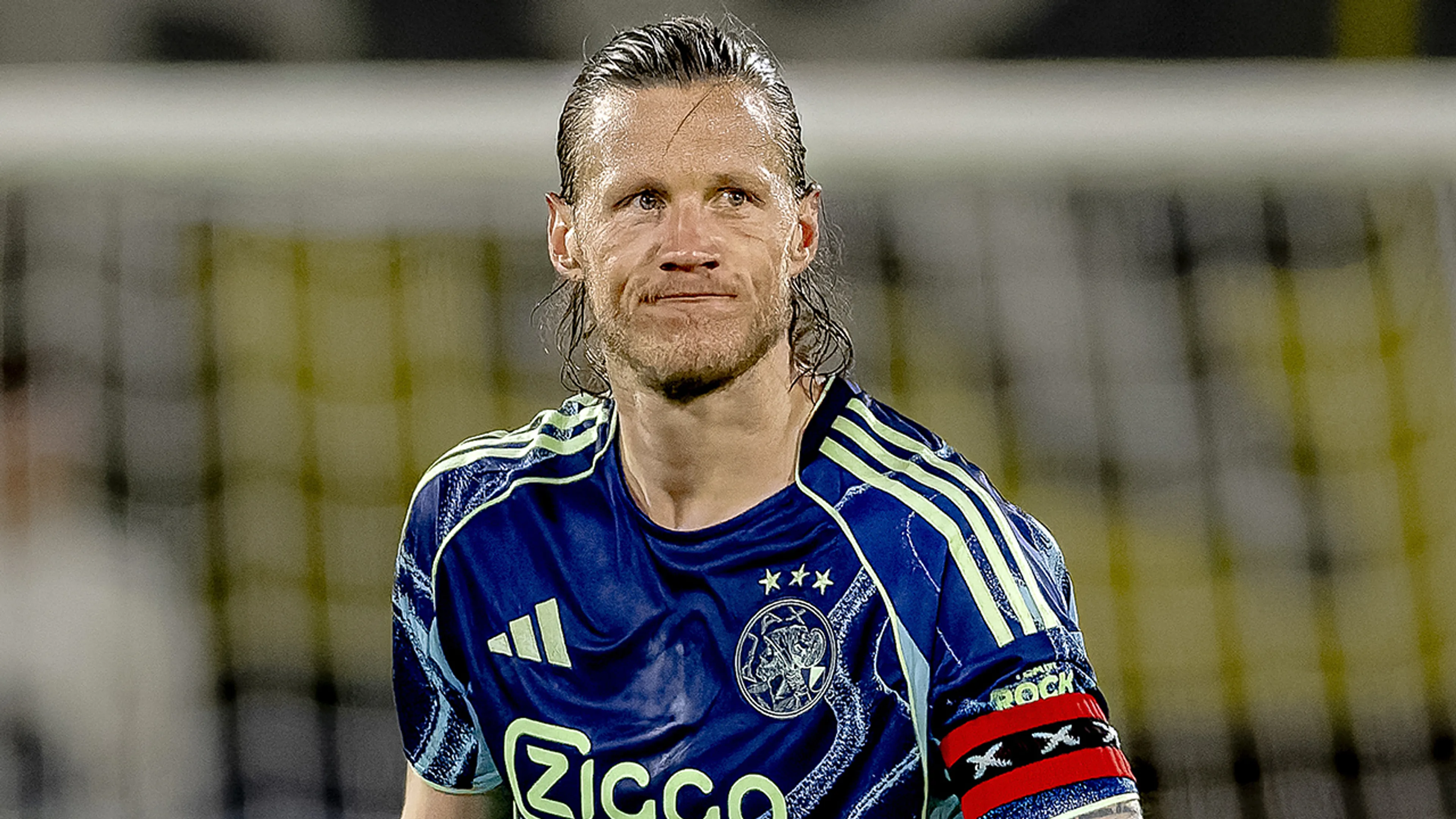 Wout Weghorst meldt zich op het laatste moment af voor topper Ajax – PSV