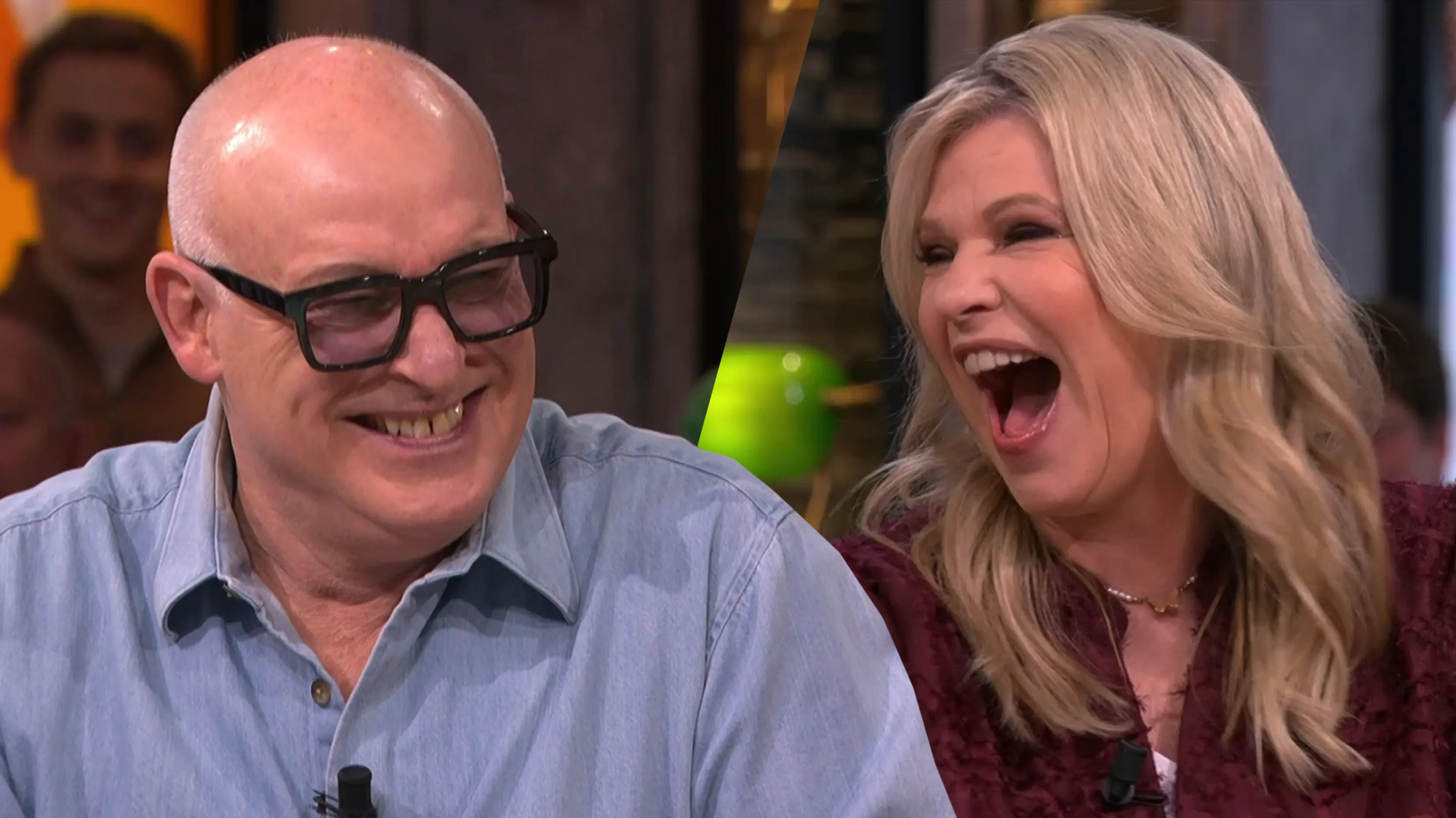 René van der Gijp hoort hoeveel het Vandaag Inside-trio waard is: 'Hij klopt nu tegen de tafel aan!'