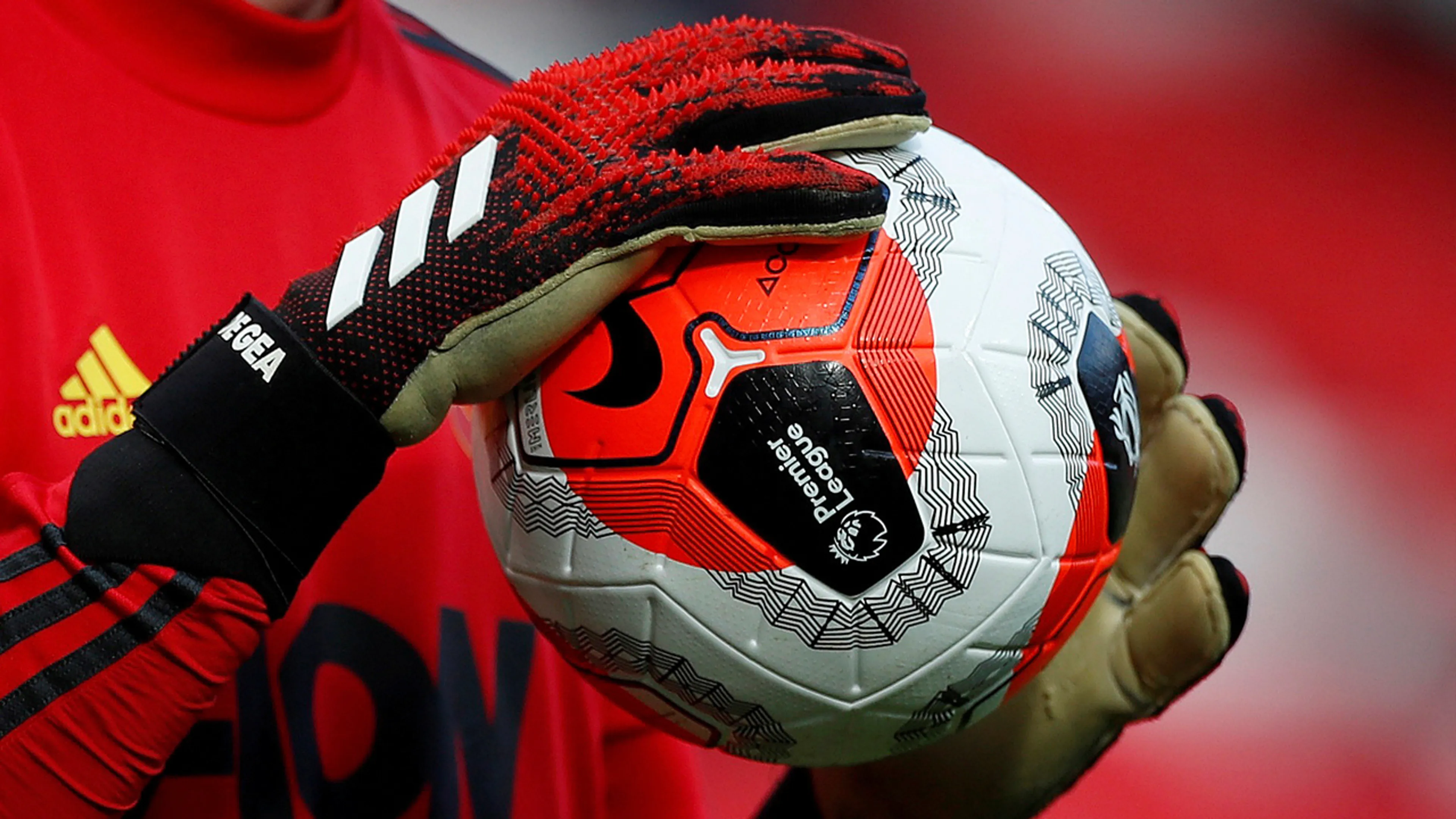 'FA duidelijk over einde Premier League: 'Seizoen wordt niet nietig verklaard'
