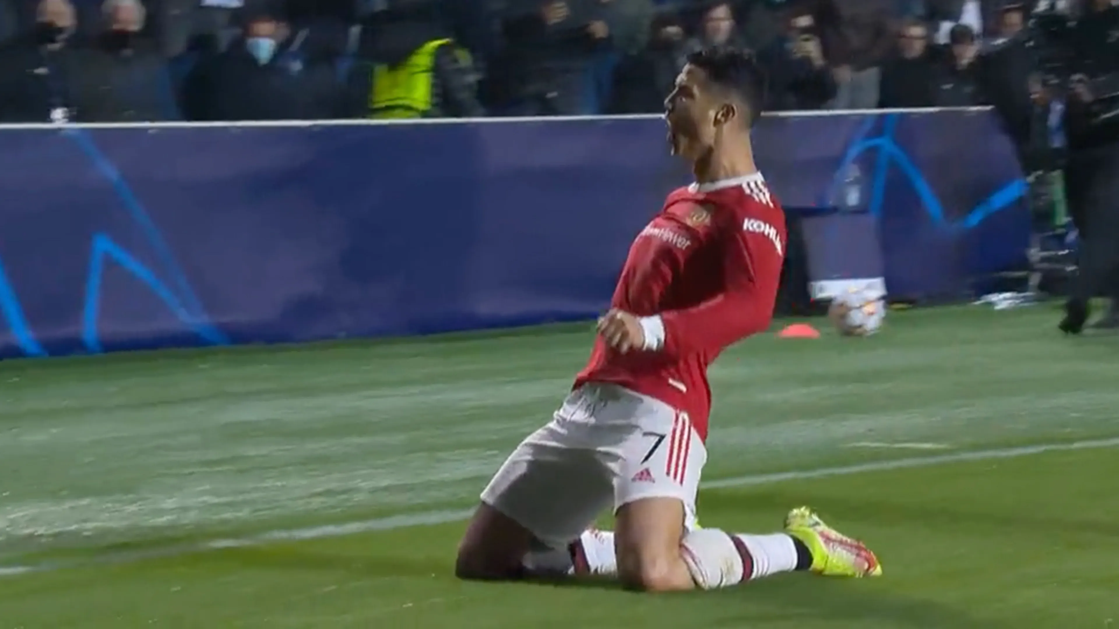 VIDEOGOAL: Cristiano Ronaldo doet het WEER in blessuretijd