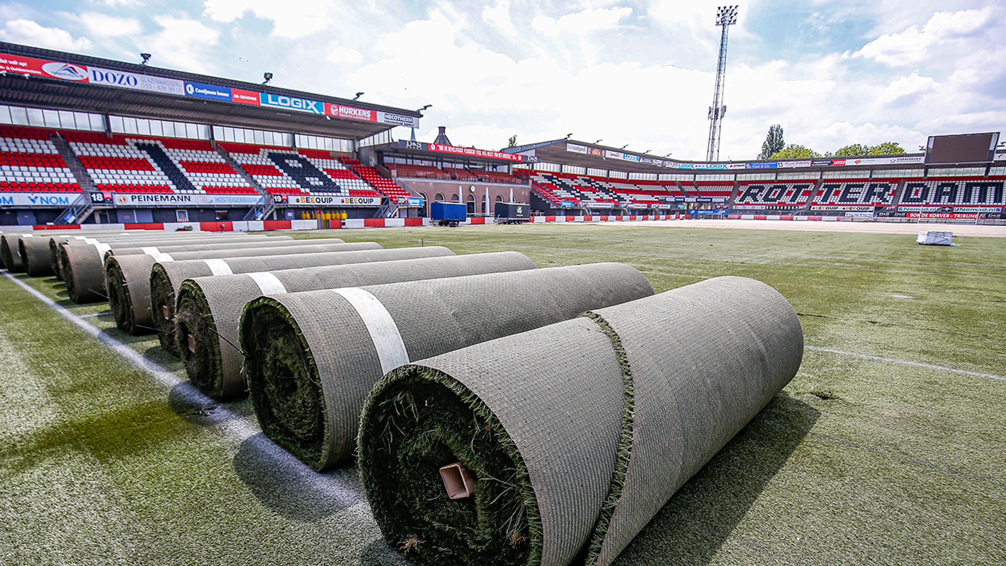 'Het kunstgras verdwijnt definitief uit de Eredivisie'