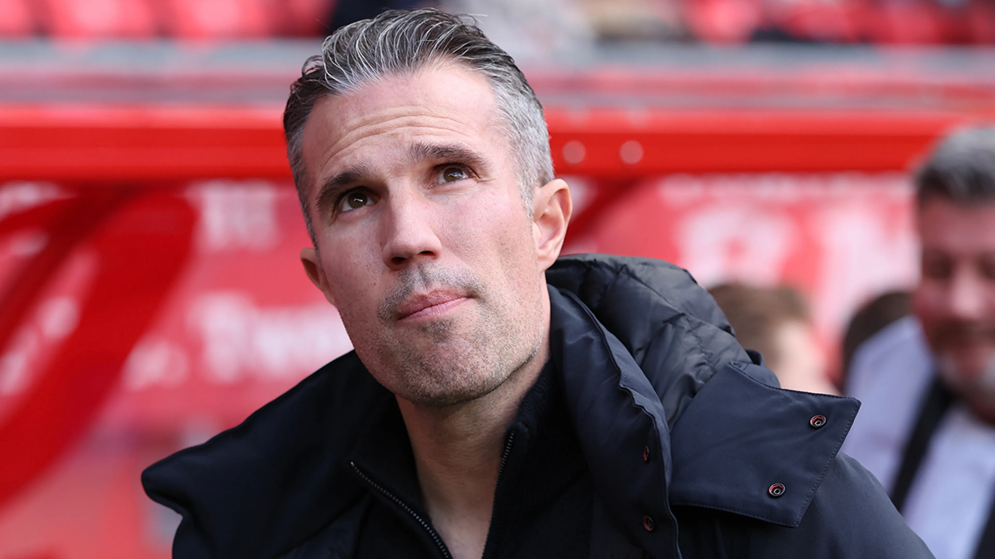 Eerste Feyenoord-speler laat zich uit over ontslag Robin van Persie: 'Ik betreur het besluit'