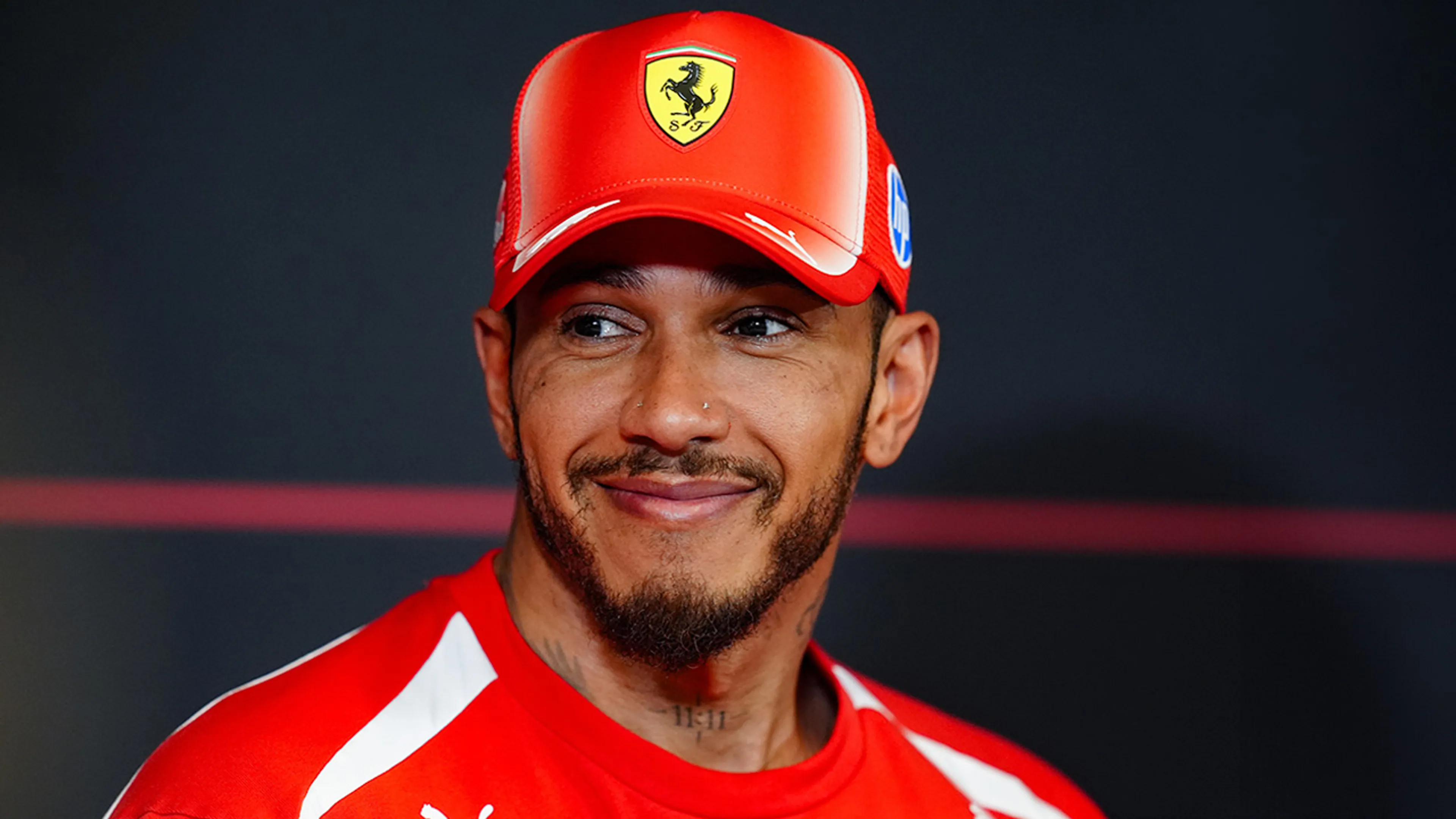 Lewis Hamilton boekt in GP van Barcelona eerste overwinning voor Ferrari