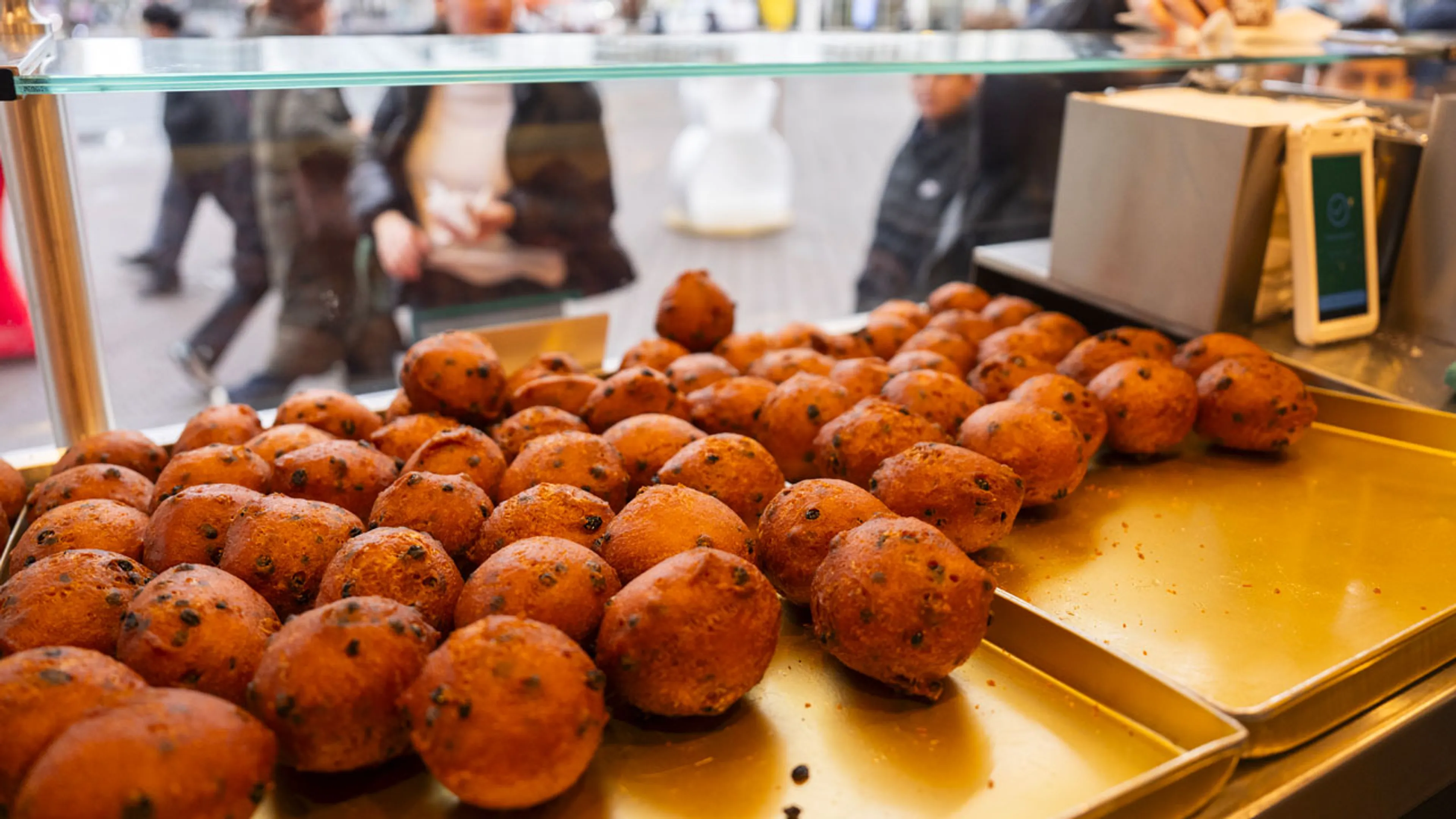 Zo lang moet je bewegen om één oliebol er weer af te trainen