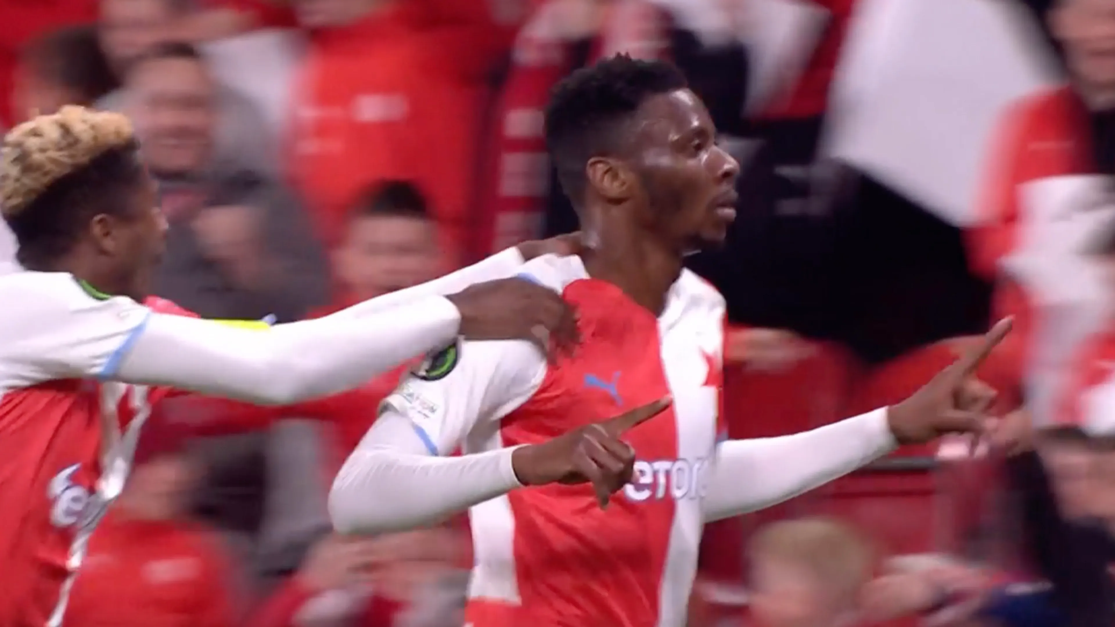 VIDEOGOAL: Slavia Praag - Feyenoord 1-1 (Traoré)