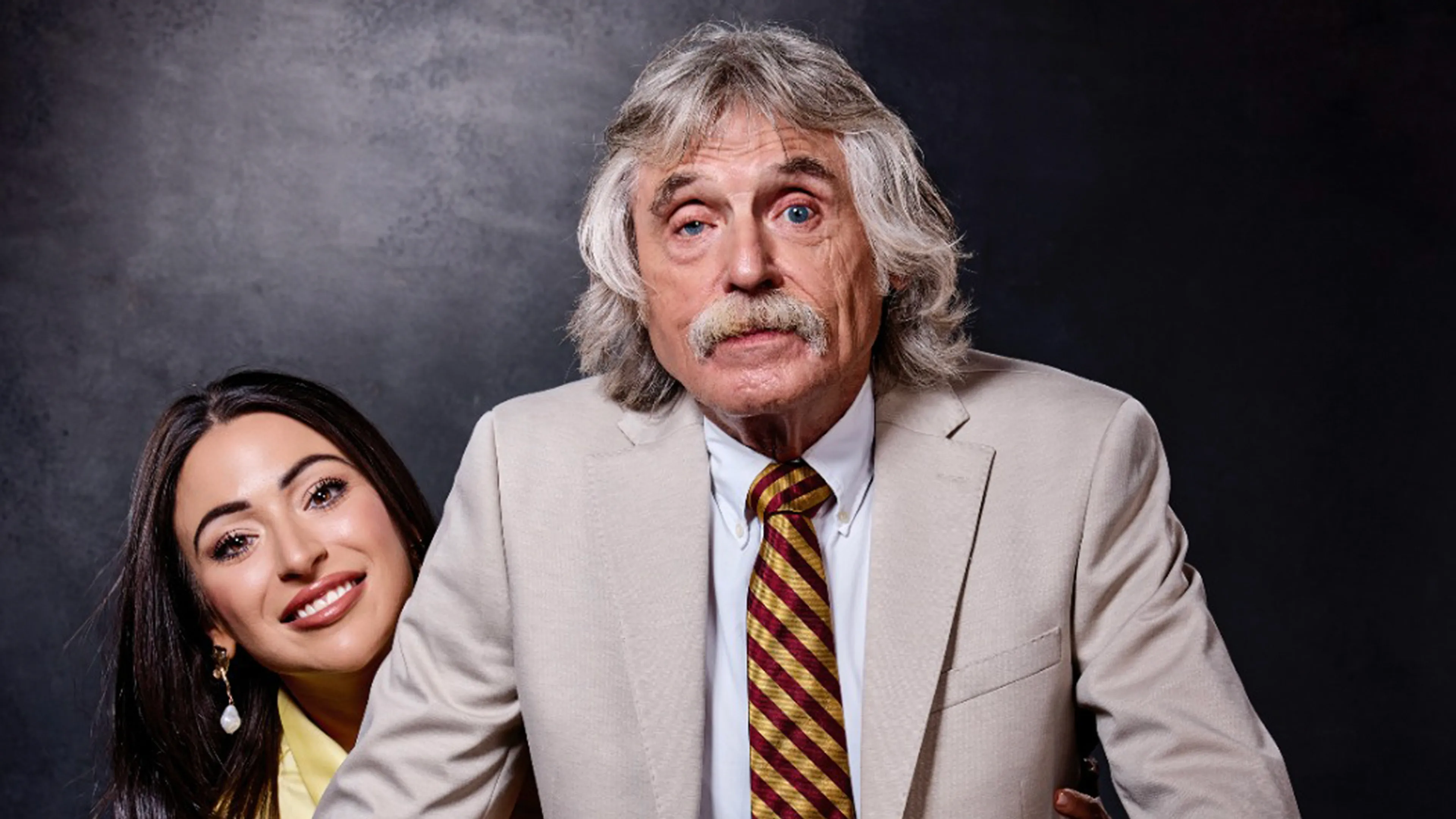 Op deze datum verschijnt het boek van Johan Derksen en Lale Gül