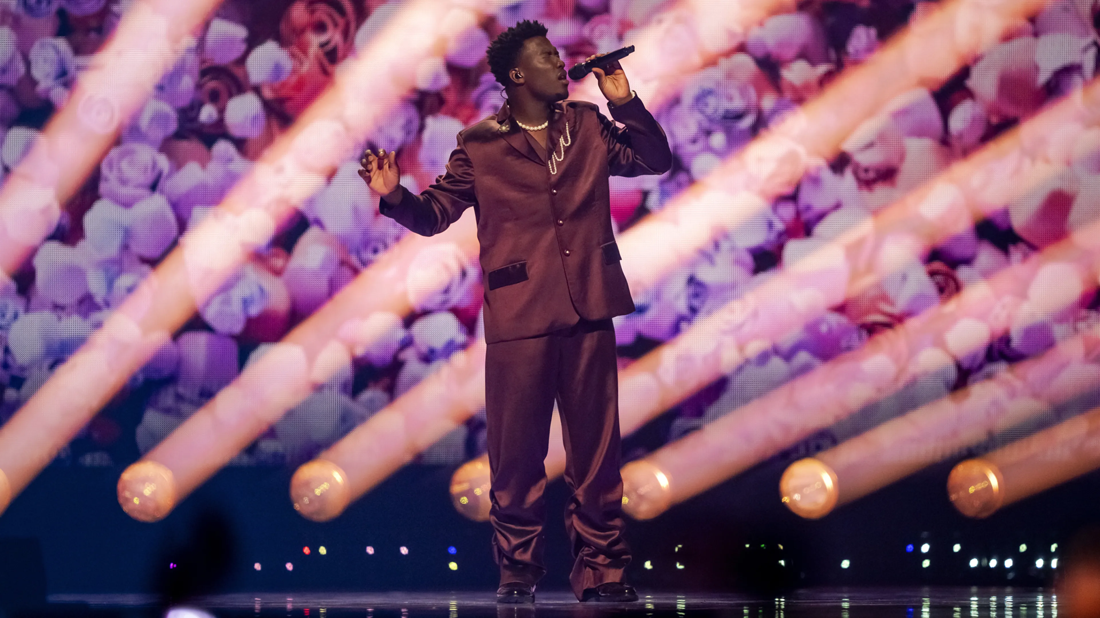 Claude door naar de finale van het Eurovisie Songfestival!