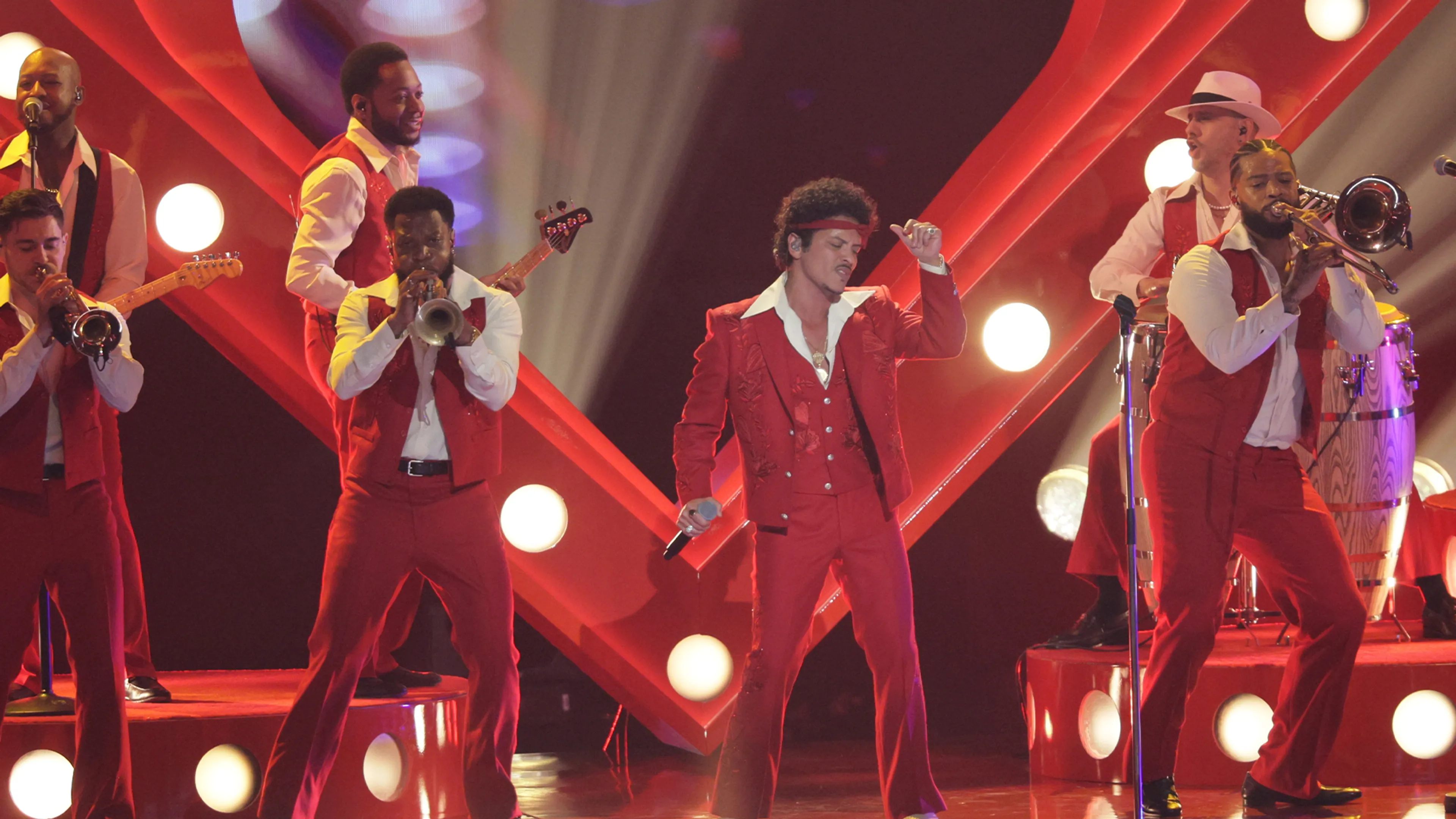 Hoe Marry You van Bruno Mars uitgroeide tot dé soundtrack voor huwelijksaanzoeken
