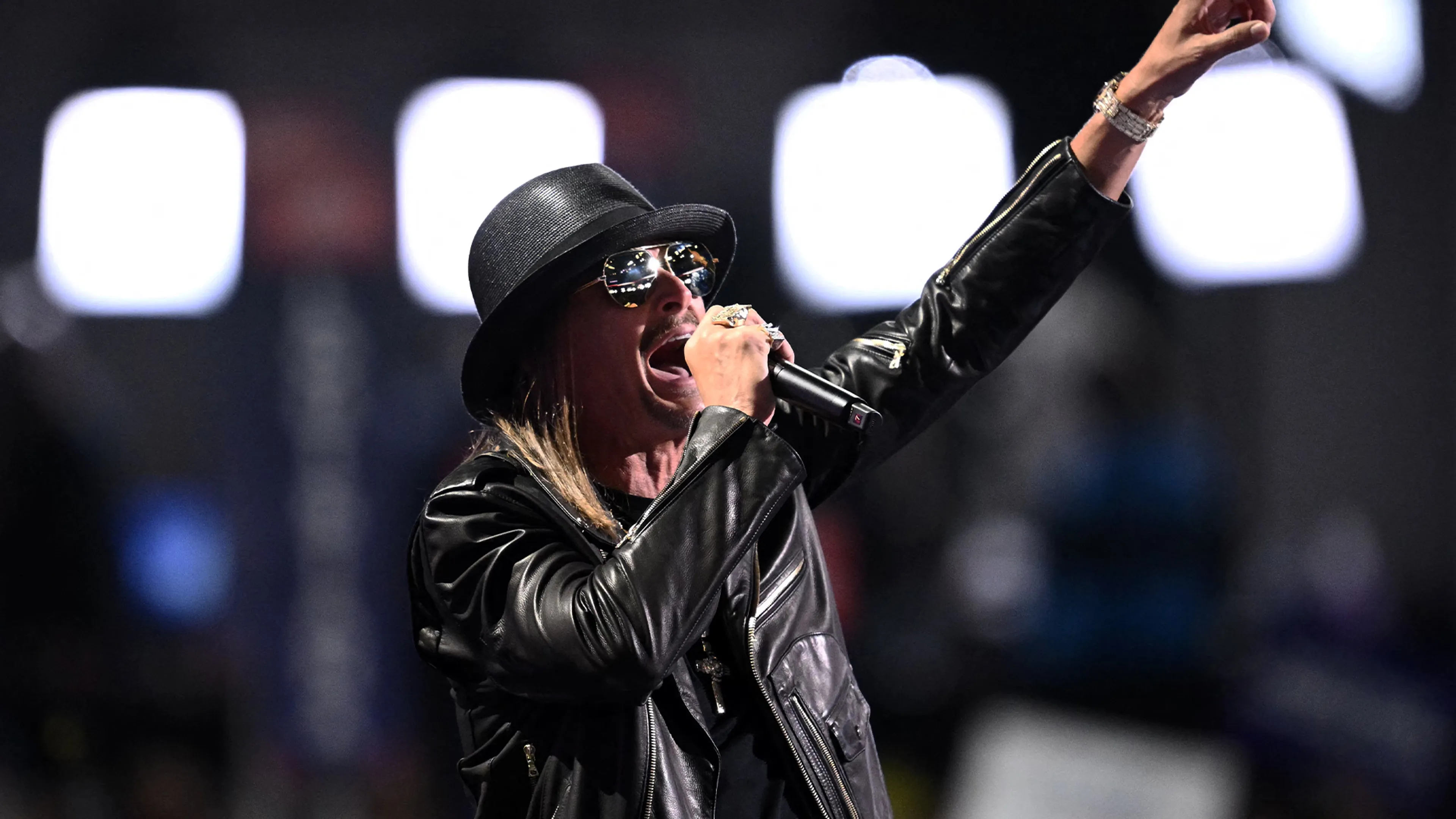 Kid Rock haalde voor All Summer Long inspiratie uit deze nummers